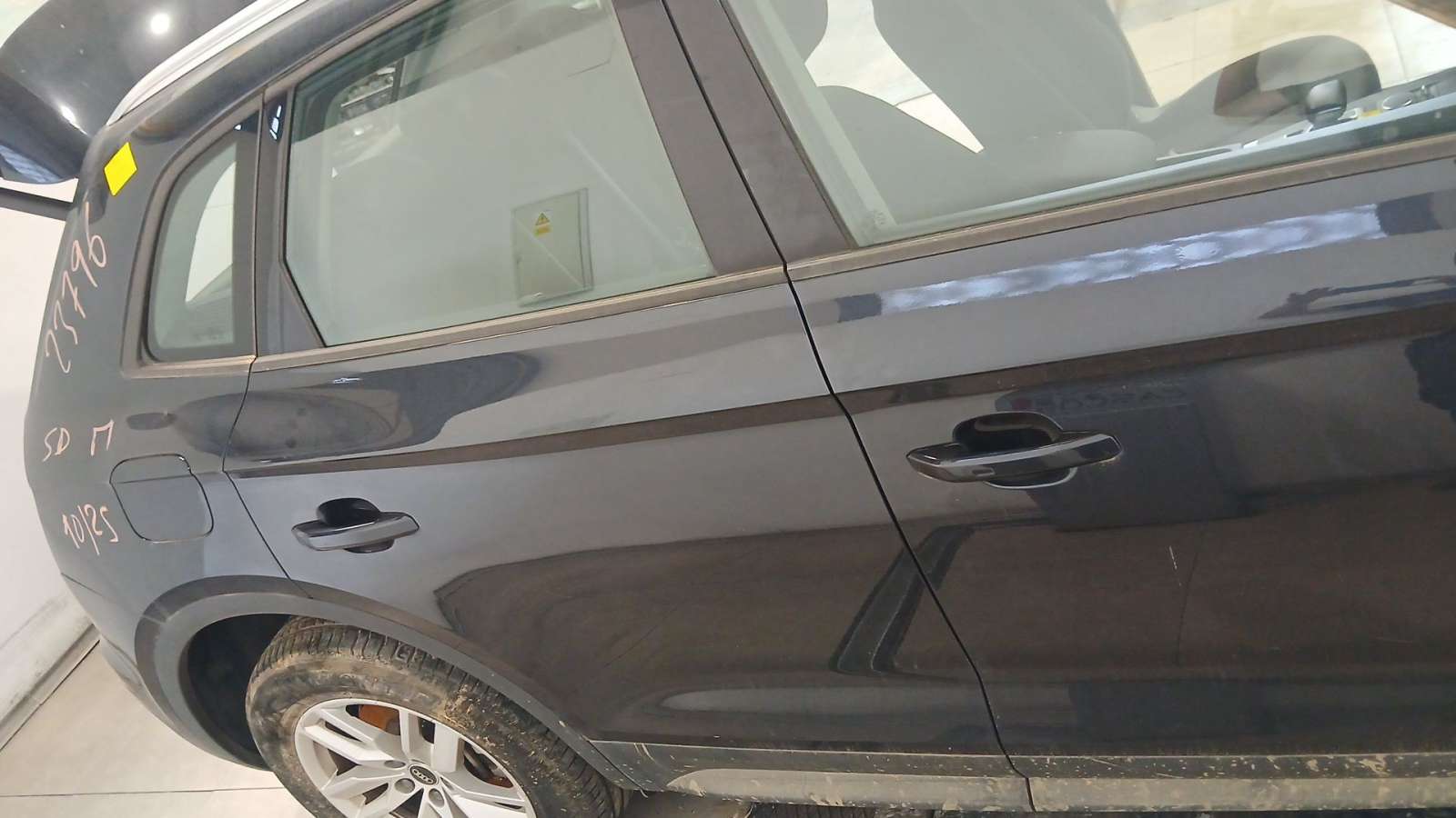 PUERTA TRASERA DERECHA 80A833052CSTL 80A833052CSTL 