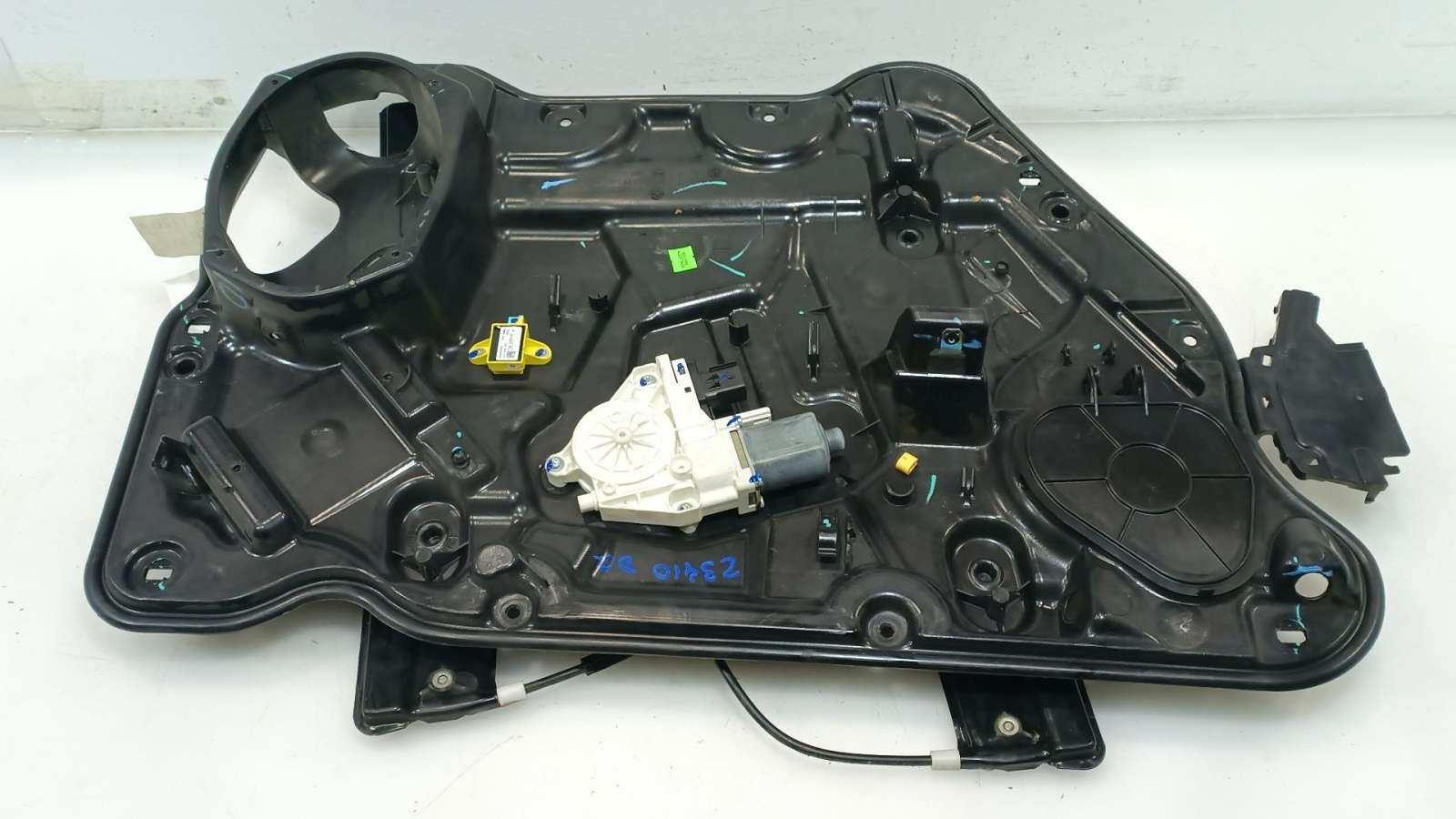 ELEVALUNAS DELANTERO IZQUIERDO K68043735AA K68043735AA 