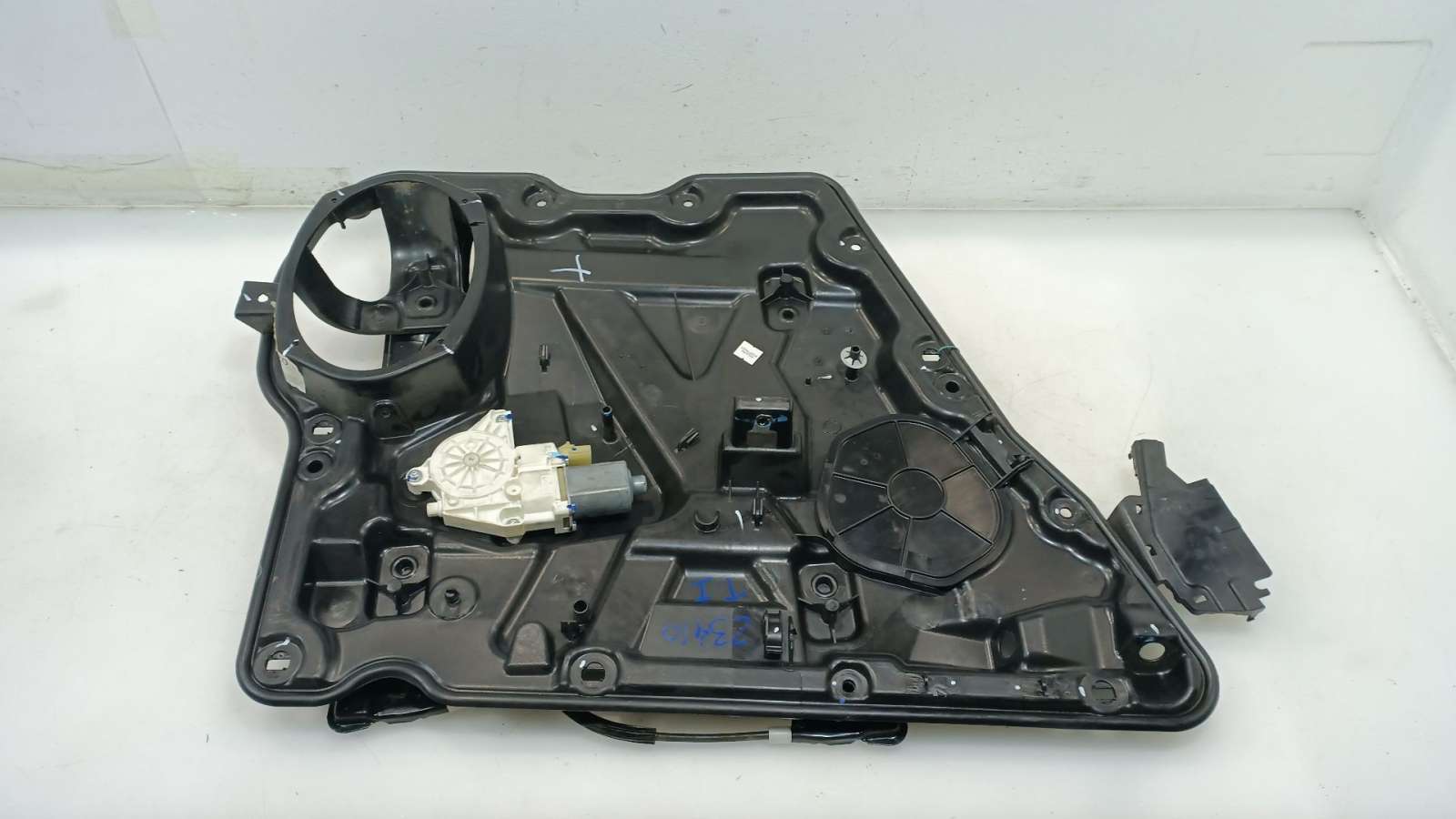 ELEVALUNAS TRASERO IZQUIERDO K68043739AA K68043739AA 