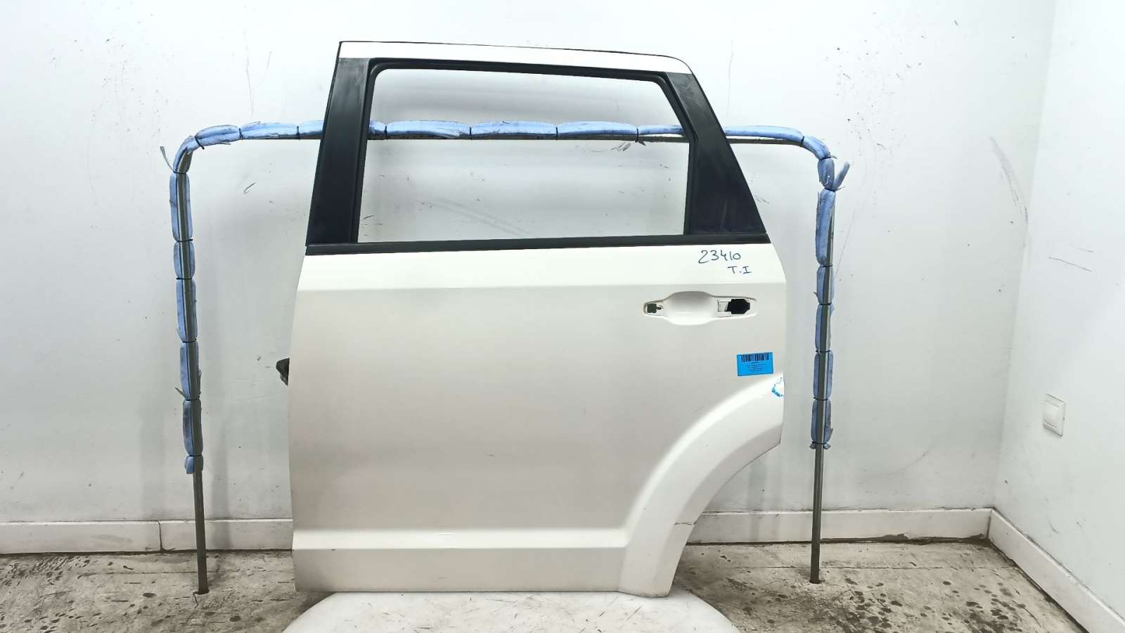 PUERTA TRASERA IZQUIERDA K68067473AI K68067473AI 