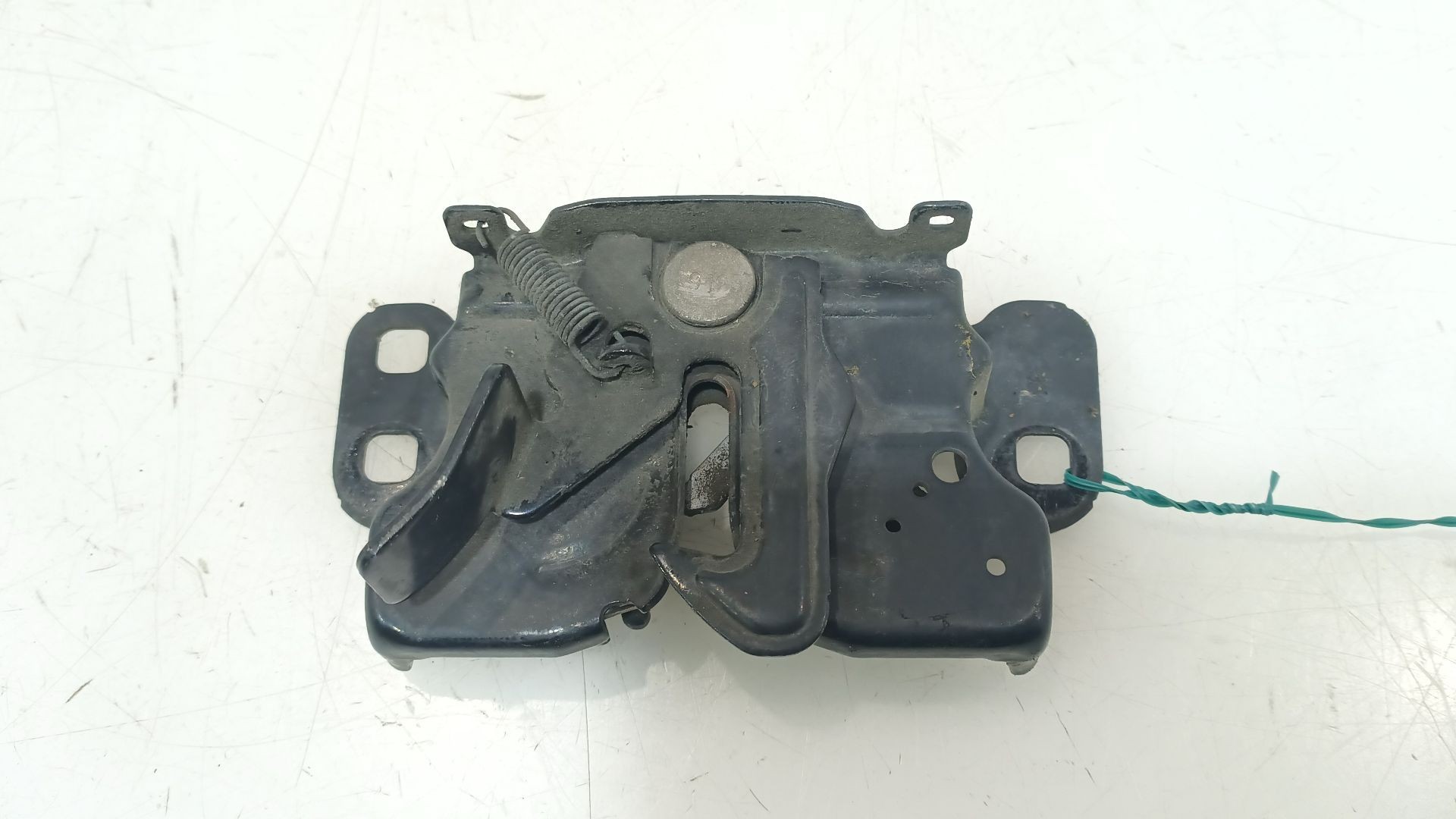 CERRADURA CAPO K04589828AA K04589828AA 