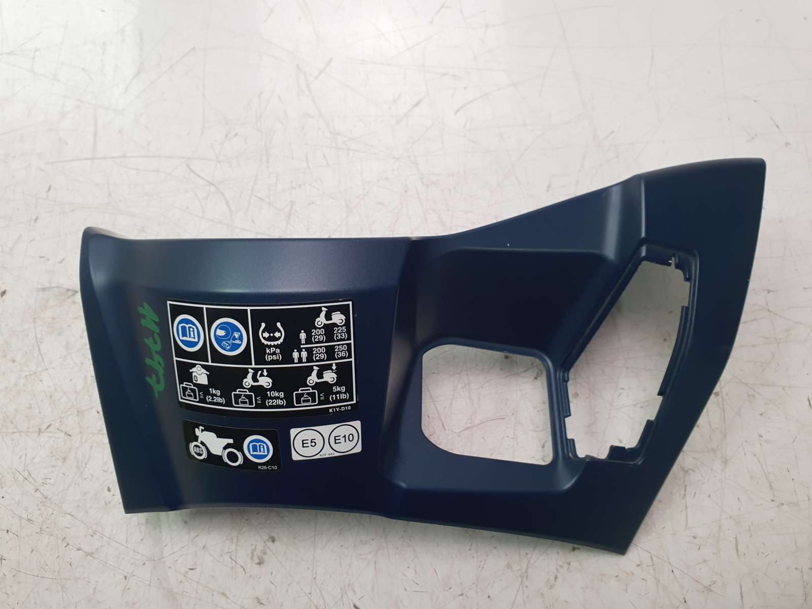 MOLDURA 81140K1ZJ101 