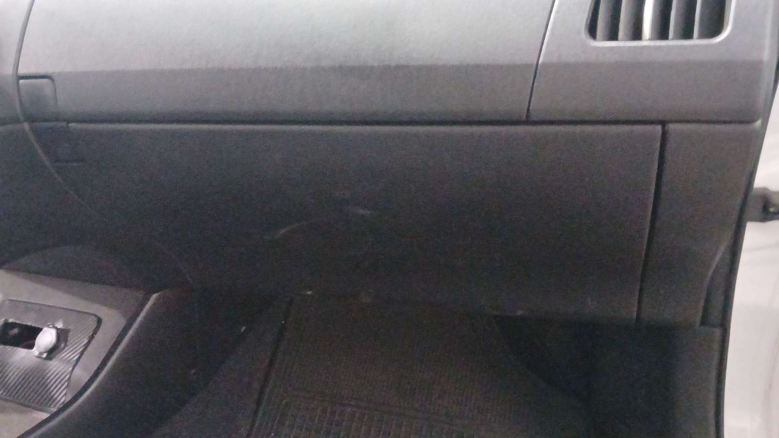 GUANTERA TOYOTA PRIUS (_W3_) 2008- (5555047081C0 1769593)