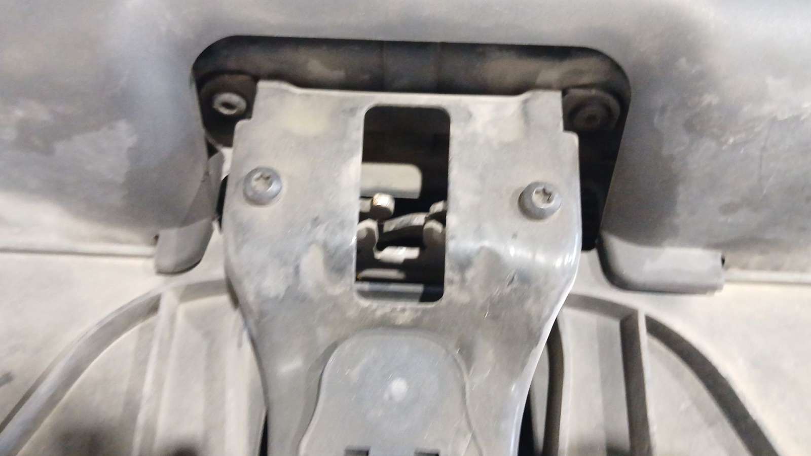 CERRADURA CAPOT BMW 1 (E87) 2003-2013 (51237008755 1770812)