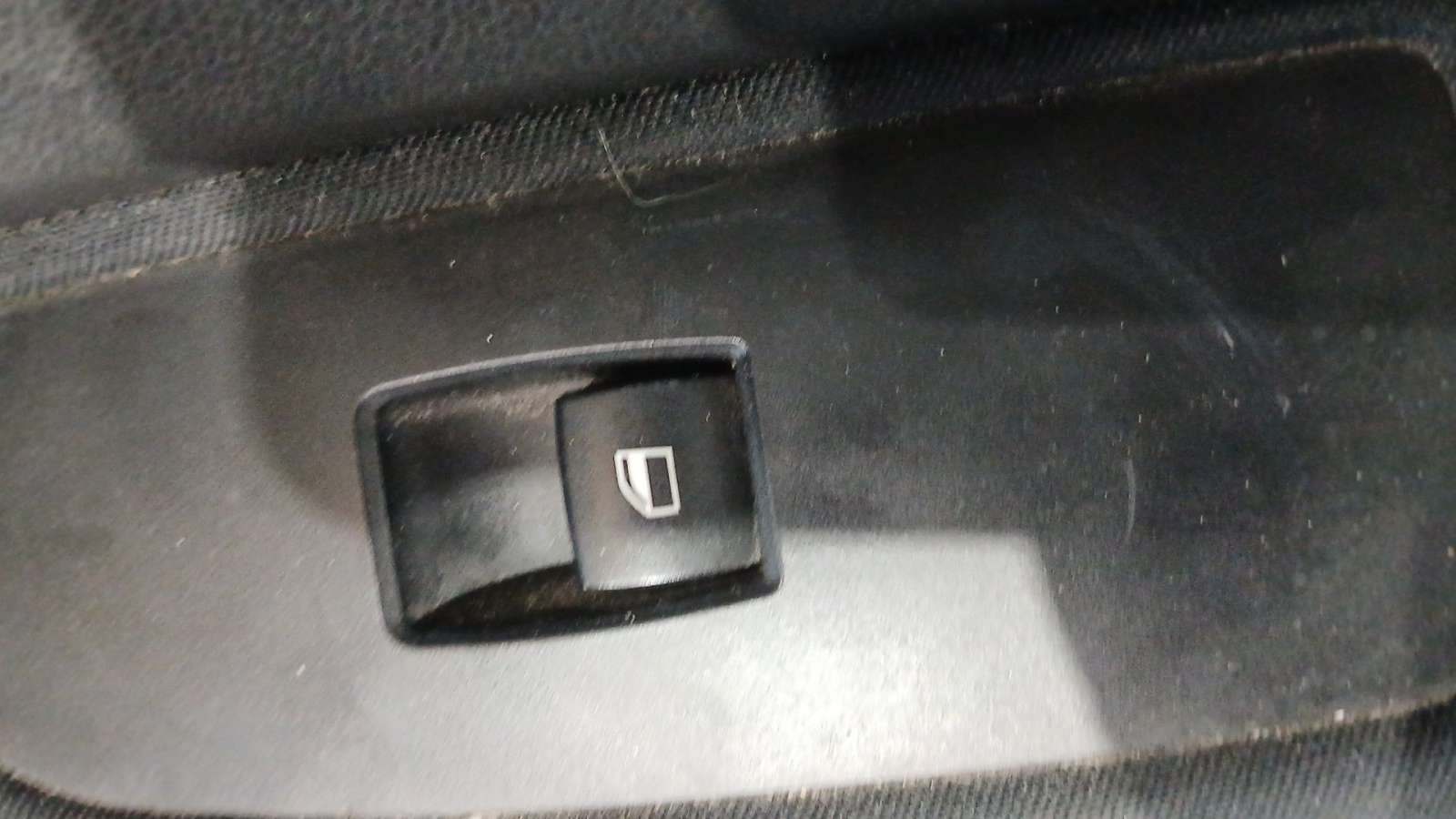 MANDO ELEVALUNAS DELANTERO DERECHO BMW 1 (E87) 2003-2013 (61316970242 1770744)