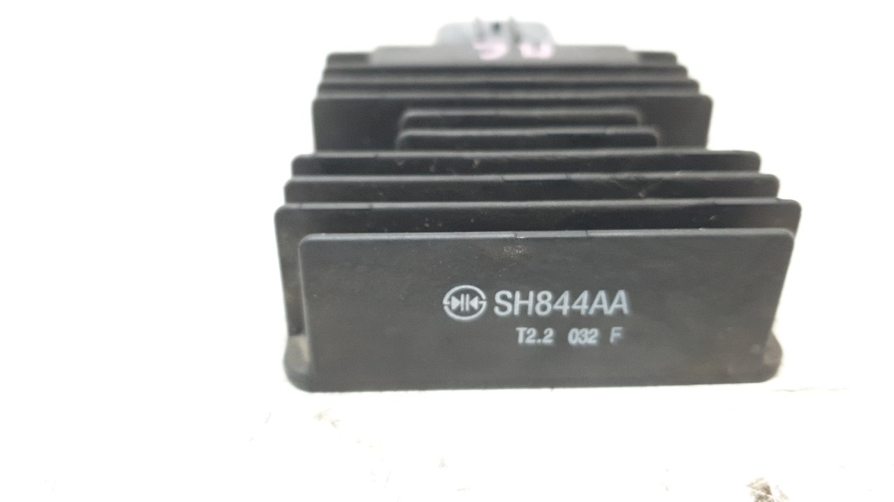 REGULADOR DE CORRIENTE 5VX81960000 