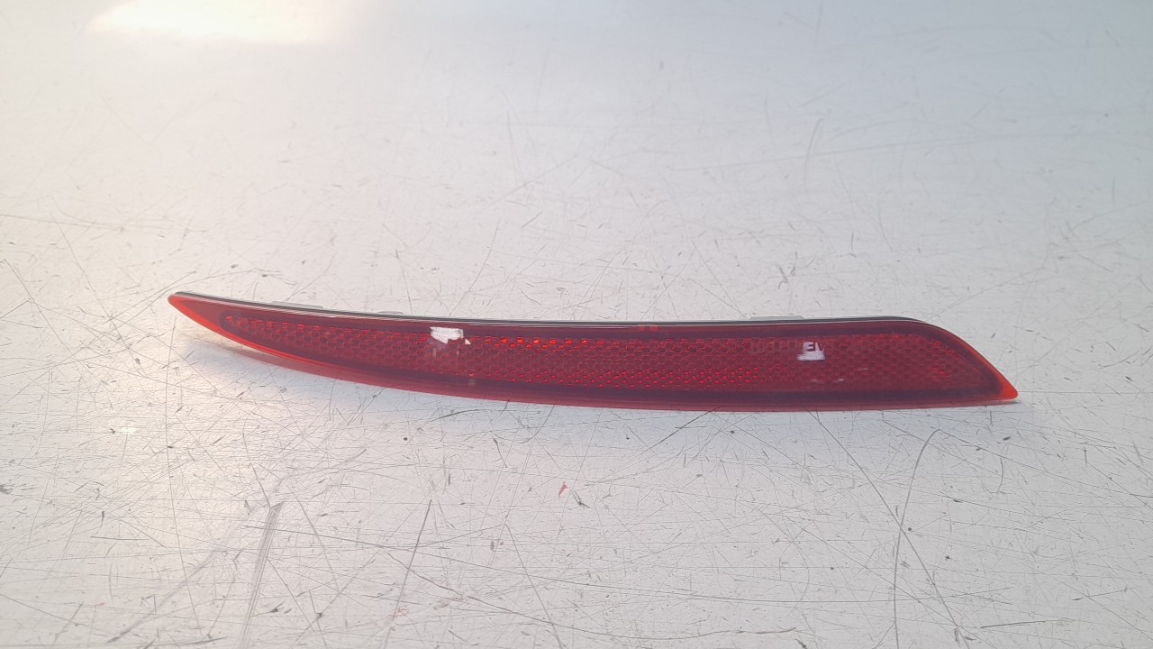 PILOTO TRASERO DERECHO PARAGOLPES DS73515B0B 