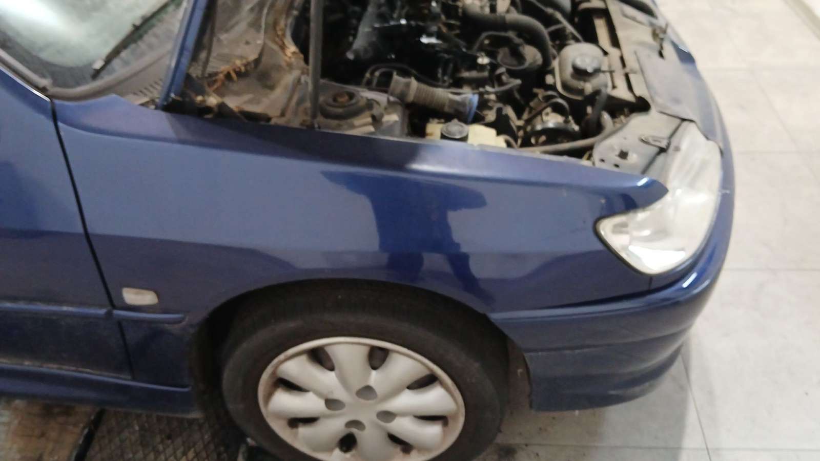 ALETA DELANTERA DERECHA PEUGEOT 306 Hatchback (7A, 7C, N3, N5) 1993-2003 (7841K9 1771896)