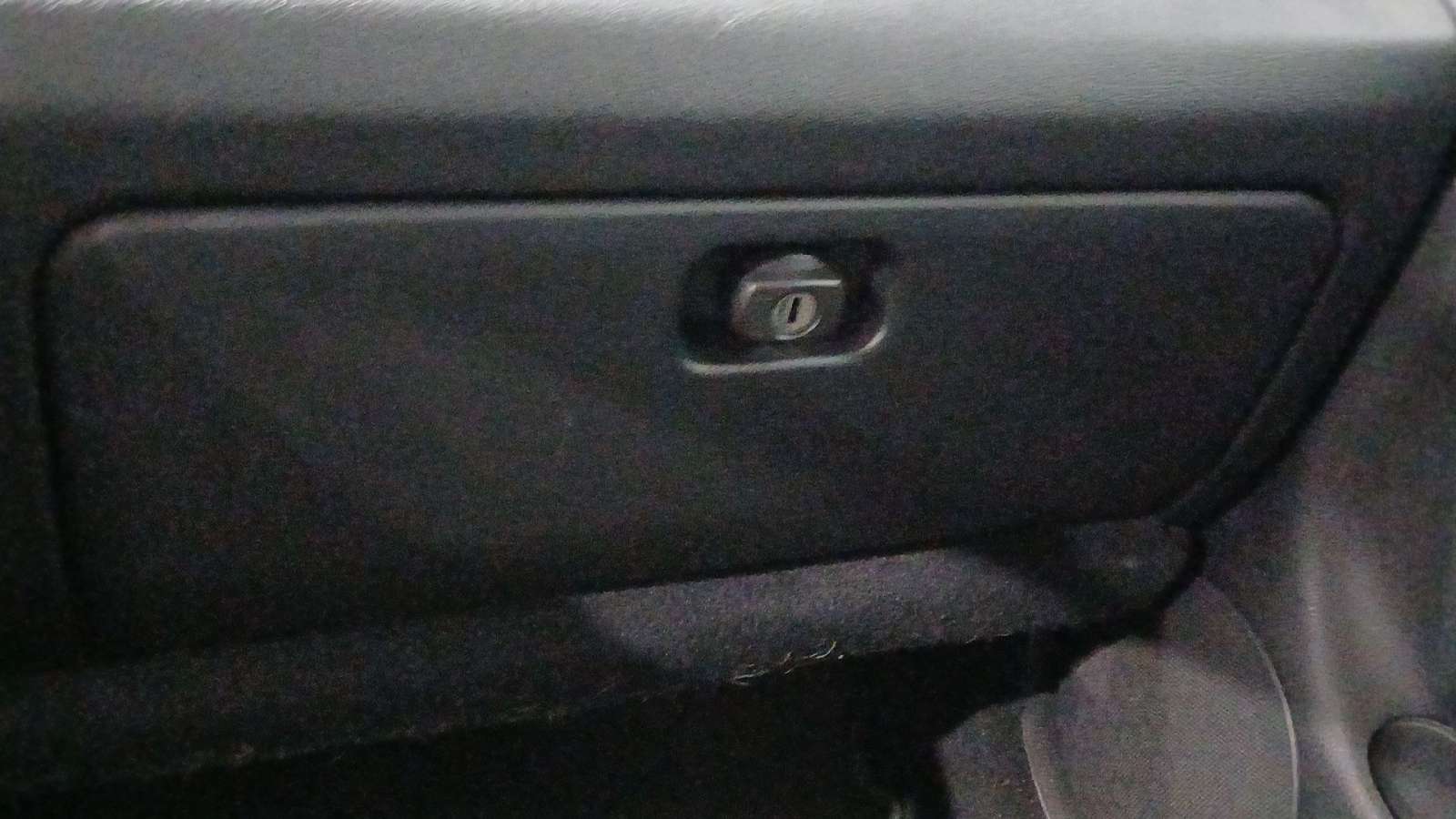 GUANTERA PEUGEOT 306 Hatchback (7A, 7C, N3, N5) 1993-2003 (8214EE 1771949)