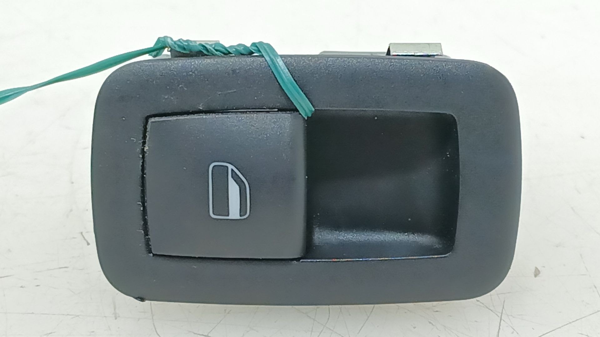 MANDO ELEVALUNAS TRASERO IZQUIERDO K56046832AB 56046832AB 