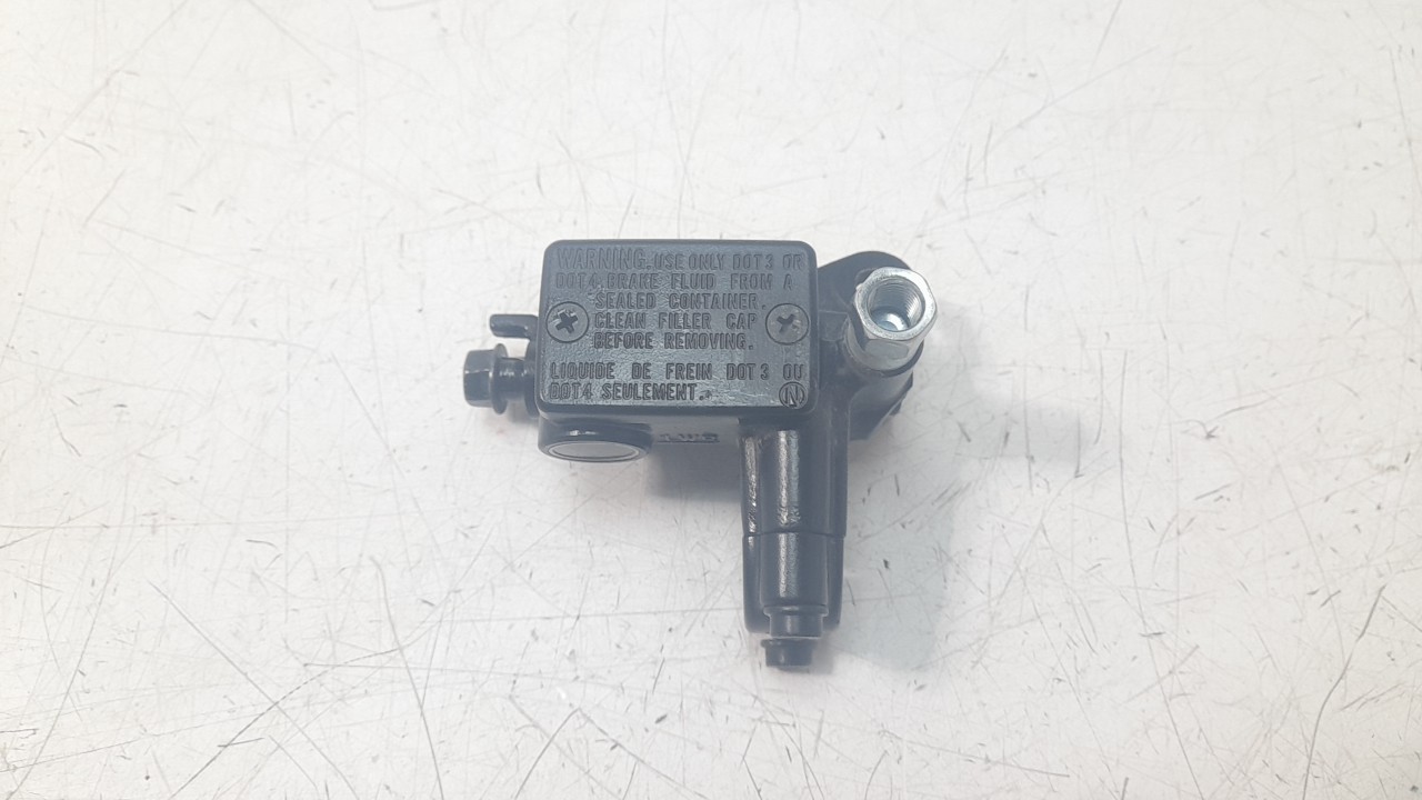 BOMBA FRENO DELANTERA 45510K35V01 