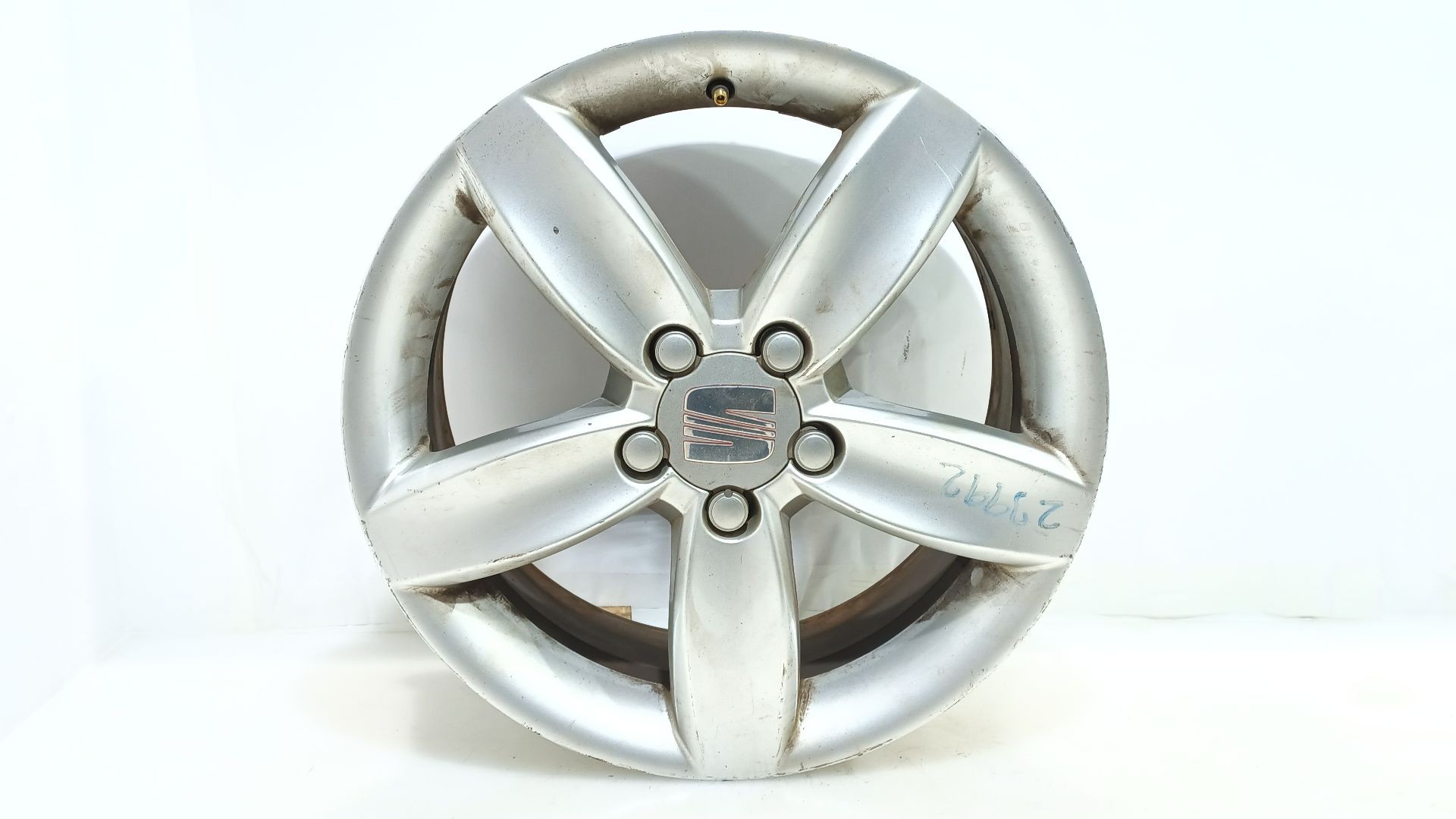 LLANTA DELANTERA IZQUIERDA 1P0601025H 1P0601025H 