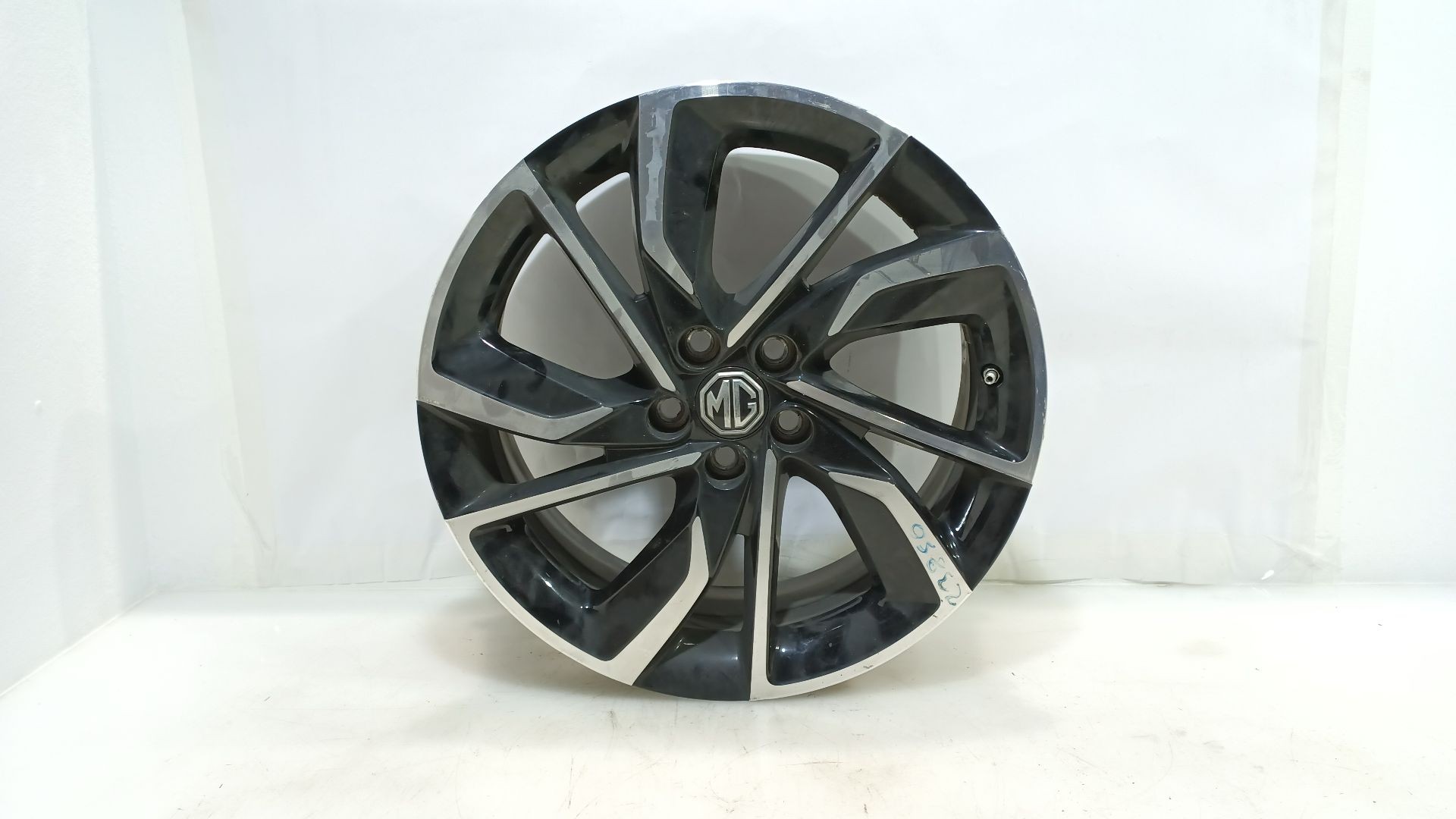 LLANTA TRASERA DERECHA 11513291 11513291 