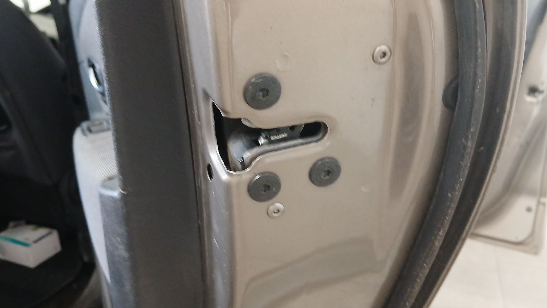 CERRADURA PUERTA TRASERA DERECHA RENAULT GRAND SCÉNIC III (JZ0/1_) 2009- (825020033R 1773354)