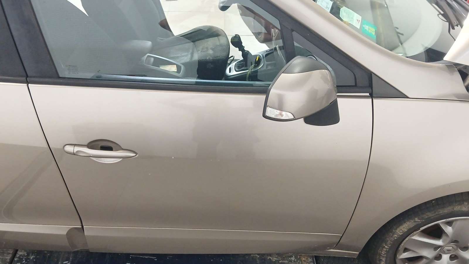 PUERTA DELANTERA DERECHA RENAULT GRAND SCÉNIC III (JZ0/1_) 2009- (801008349R 1773429)