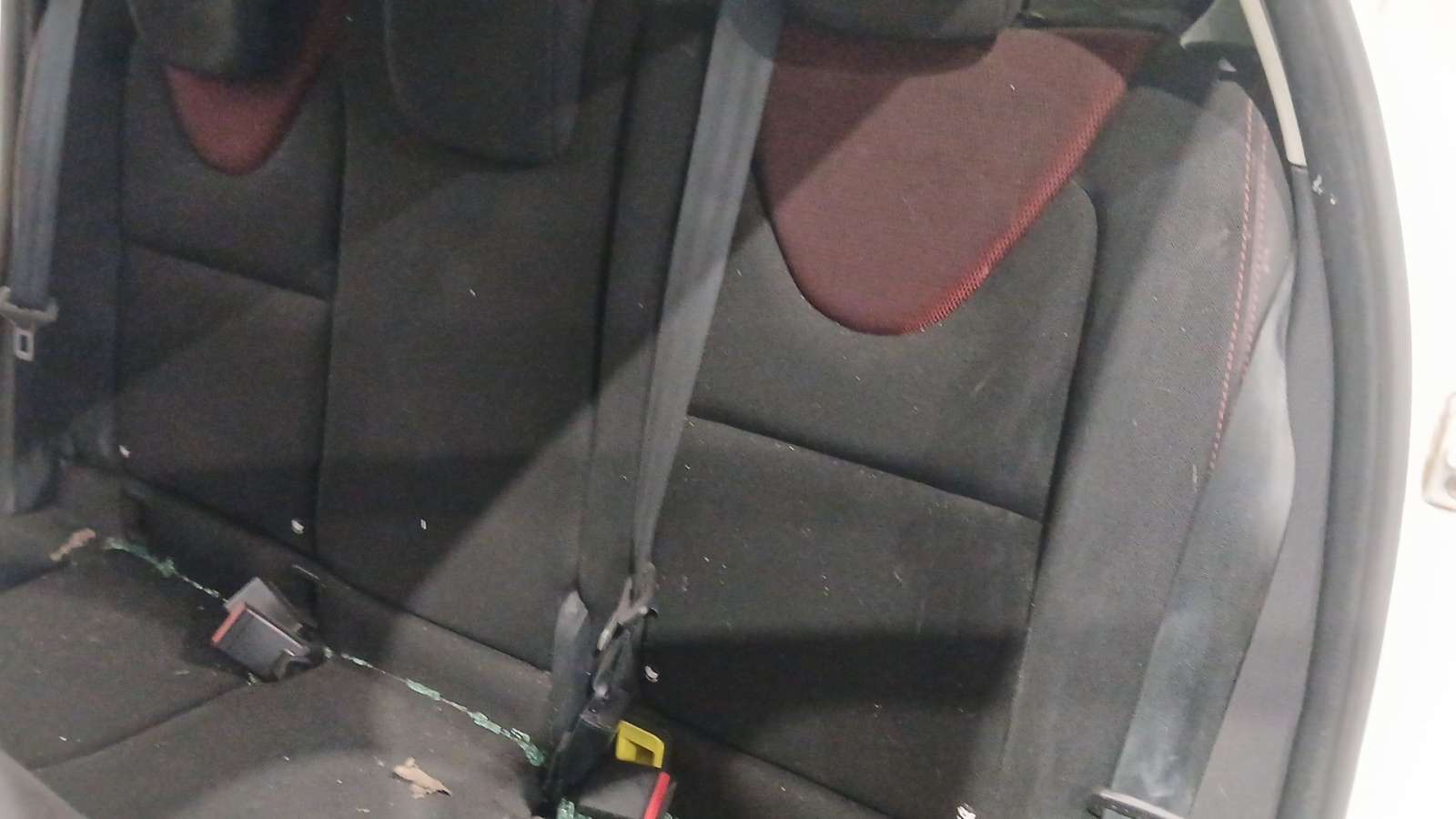 ASIENTO TRASERO MEDIO RENAULT CLIO IV (BH_) 2012- (886010473R 1773805)