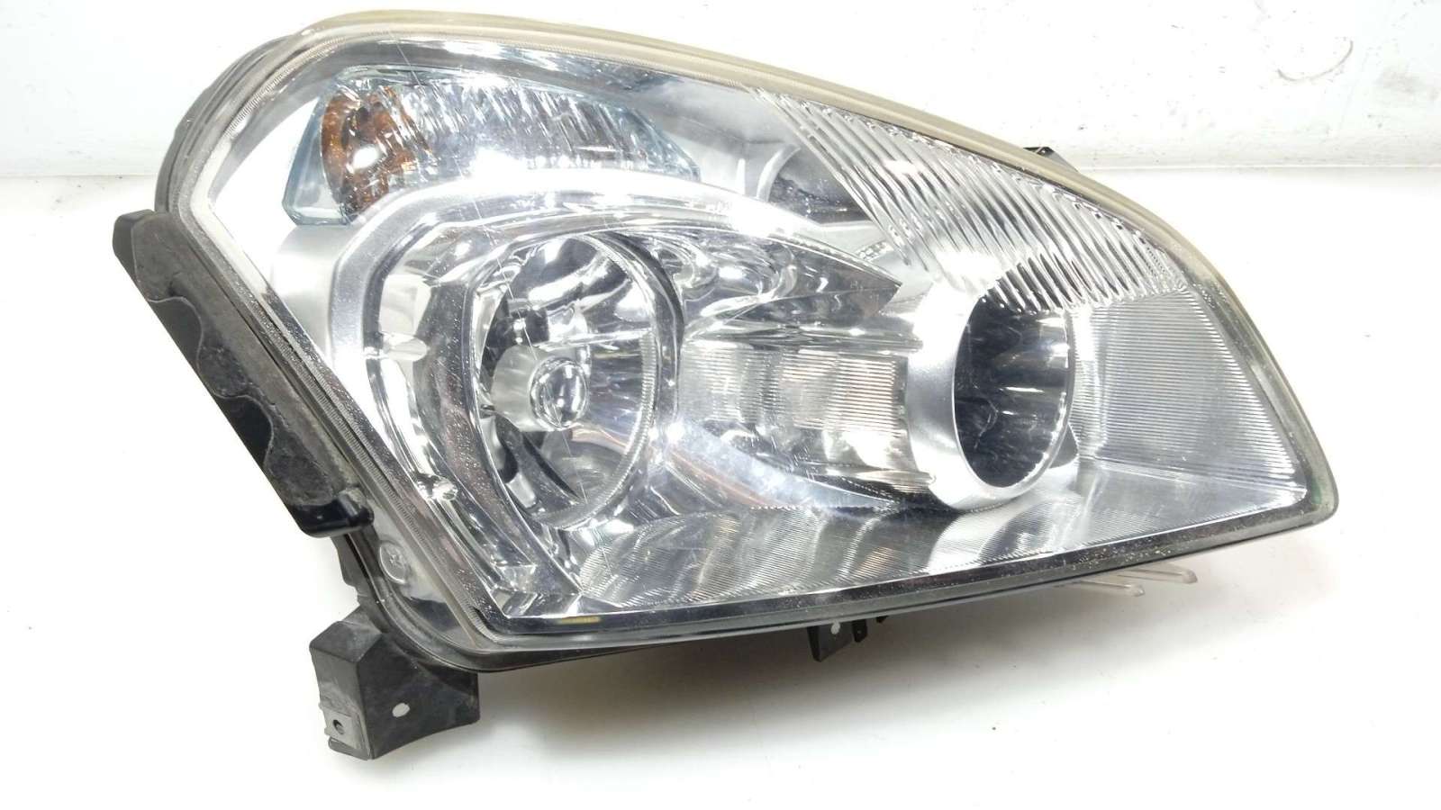 FARO DERECHO NISSAN QASHQAI (J10) 2007-2014 (26010JD91A 1639491)
