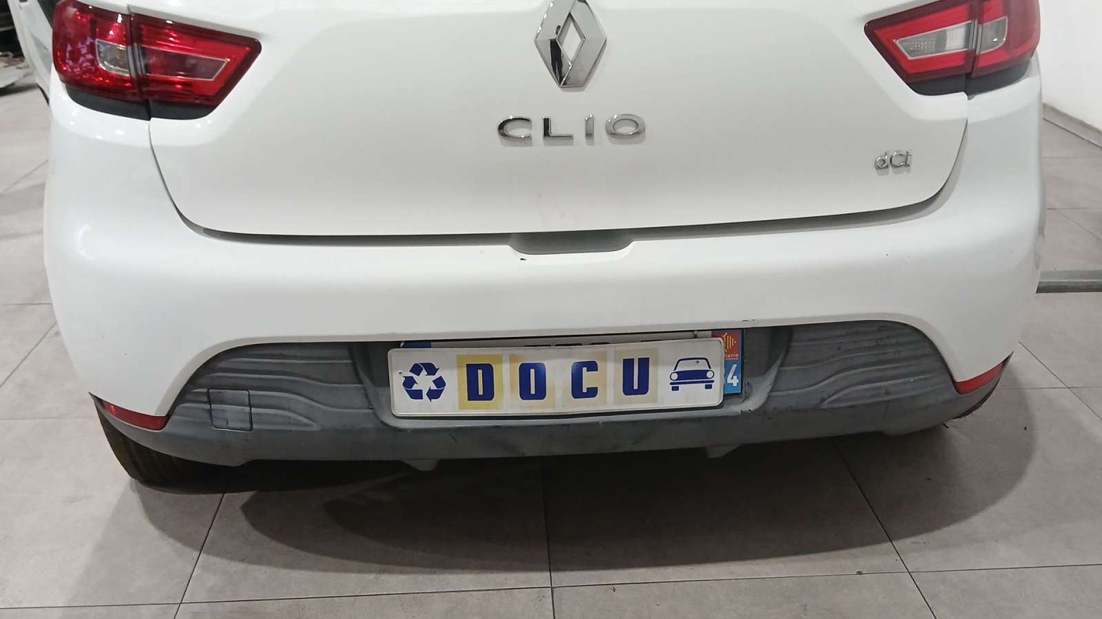 PARAGOLPES TRASERO RENAULT CLIO IV (BH_) 2012- (850103029R 1773883)