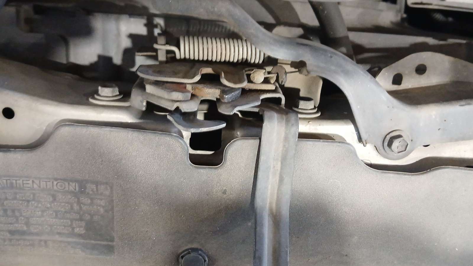 CERRADURA CAPOT TOYOTA AURIS (_E15_) 2006-2012 (5351002260 1772784)