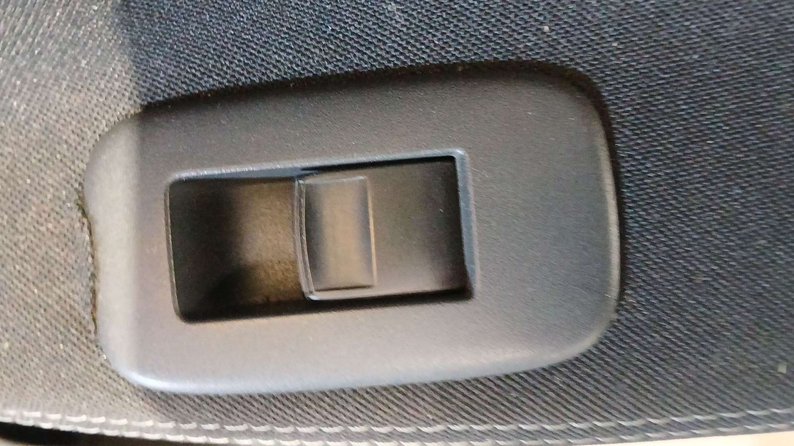 MANDO ELEVALUNAS TRASERO DERECHO TOYOTA AURIS (_E15_) 2006-2012 (848100D030 1772720)