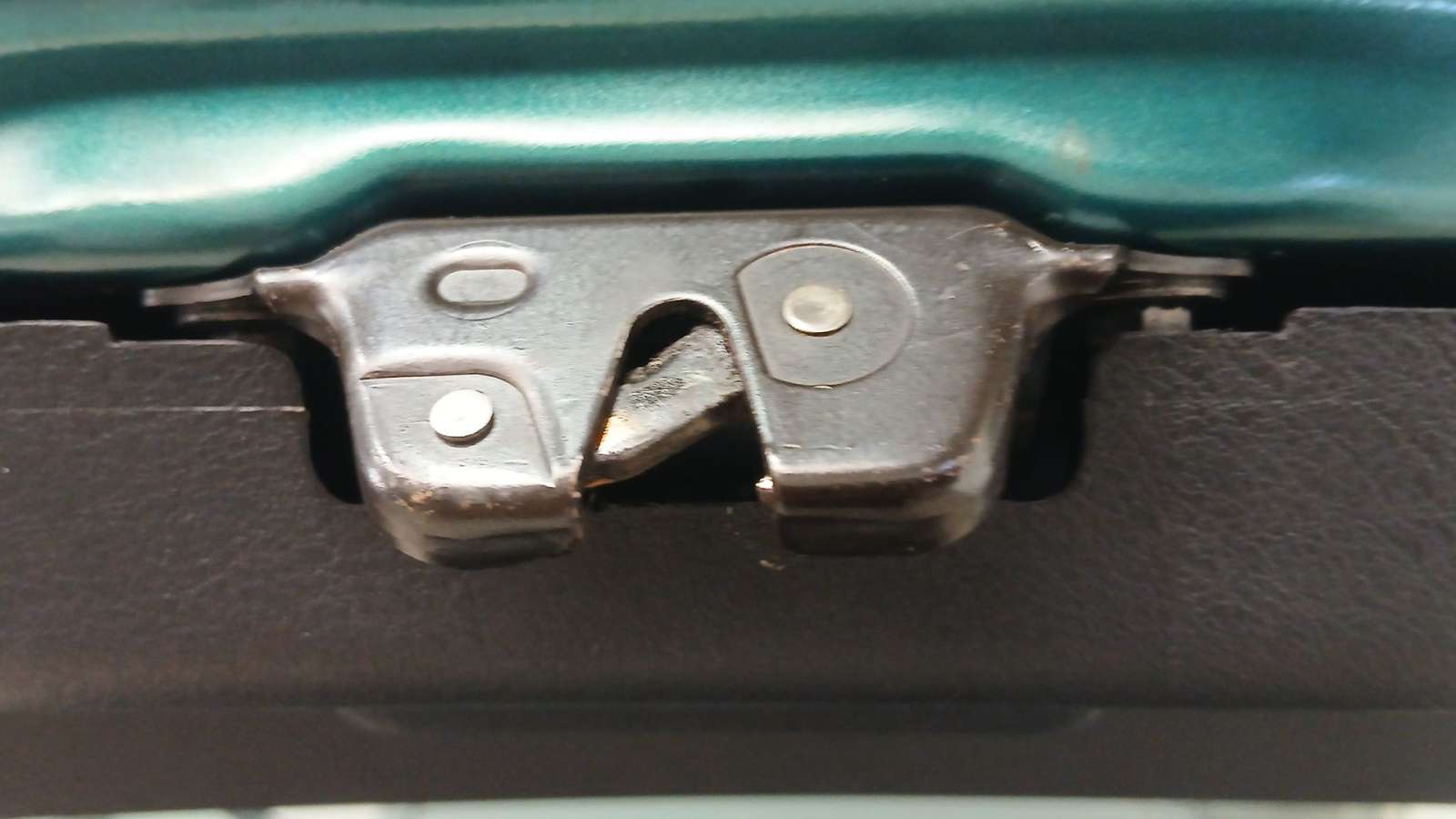 CERRADURA MALETERO / PORTON CITROËN SAXO (S0, S1) 1996-2004 (871951 1773688)