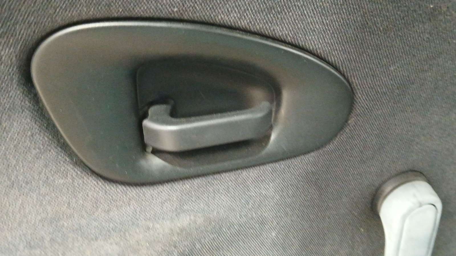 MANETA INTERIOR TRASERA IZQUIERDA CITROËN SAXO (S0, S1) 1996-2004 (914389 1773737)