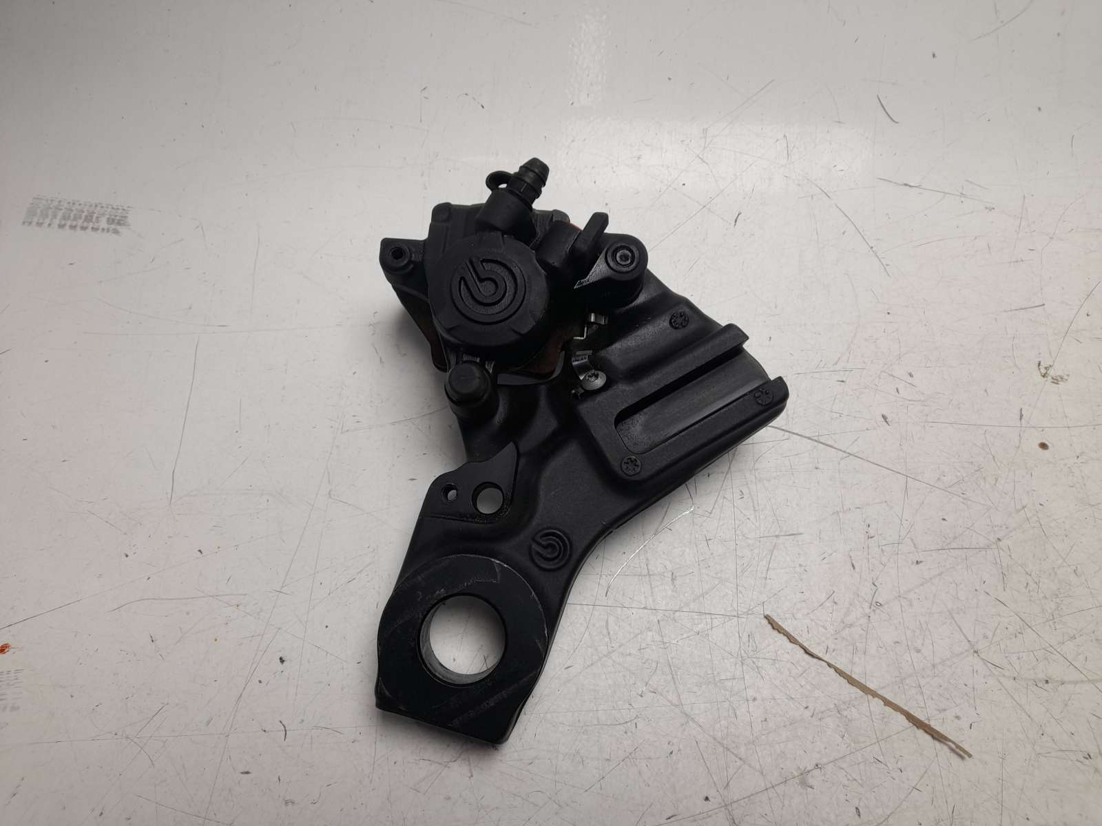 PINZA DE FRENO TRASERA DERECHA 34219467615 