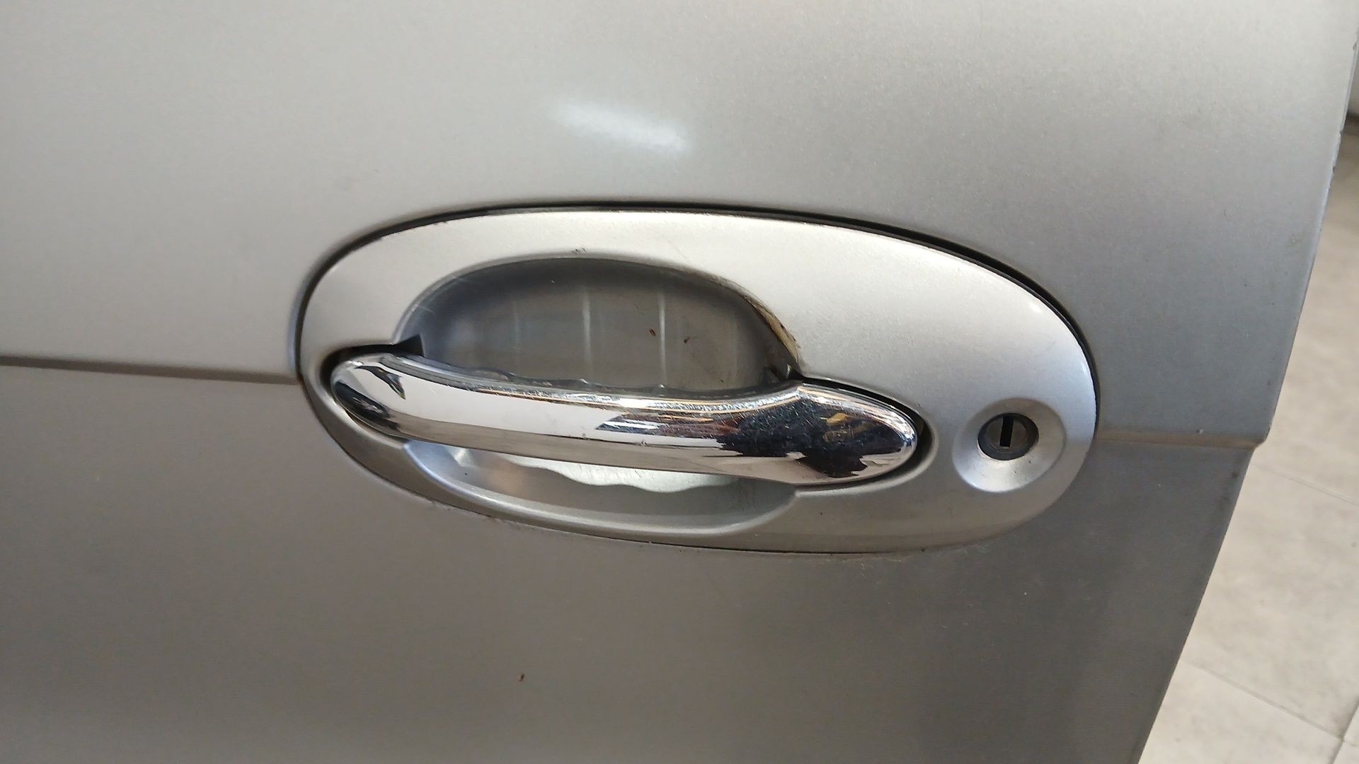 MANETA EXTERIOR DELANTERA IZQUIERDA KIA CARNIVAL II (GQ) 1999-2007 (0K53A59410BXX 1777011)