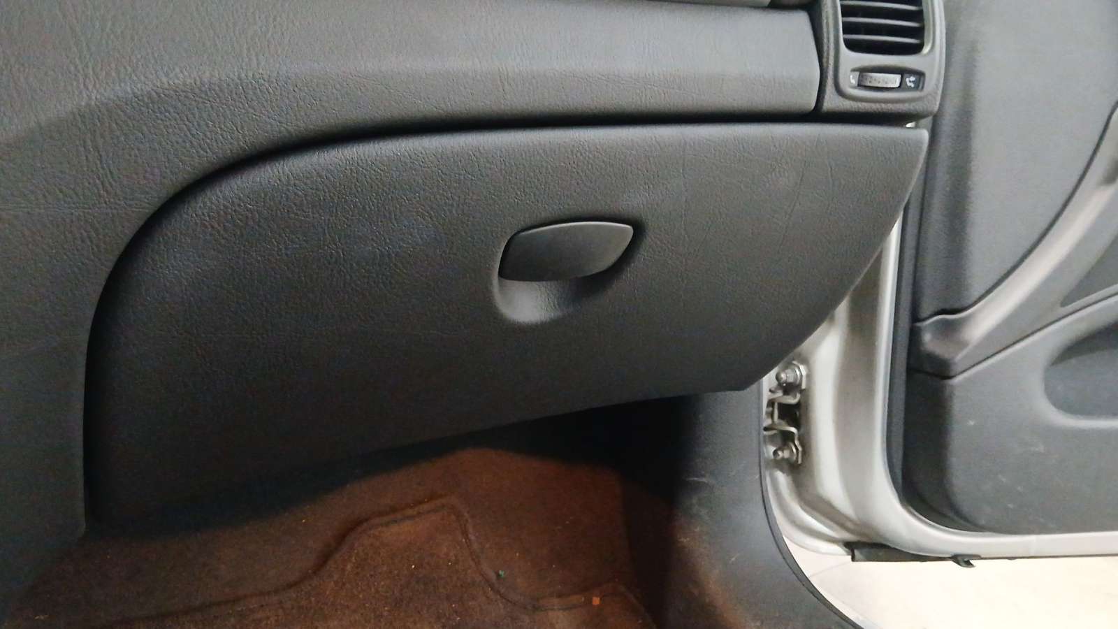 GUANTERA RENAULT LAGUNA II (BG0/1_) 2001-2007 (7701049444 1779516)