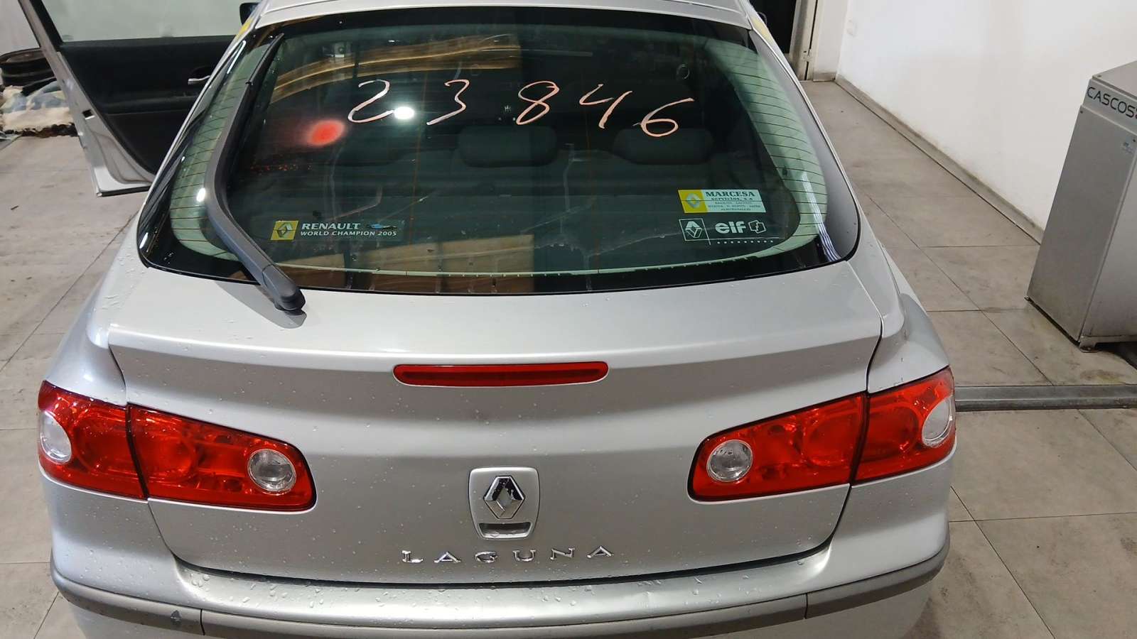 PORTON TRASERO RENAULT LAGUNA II (BG0/1_) 2001-2007 (7751474532 1779566)