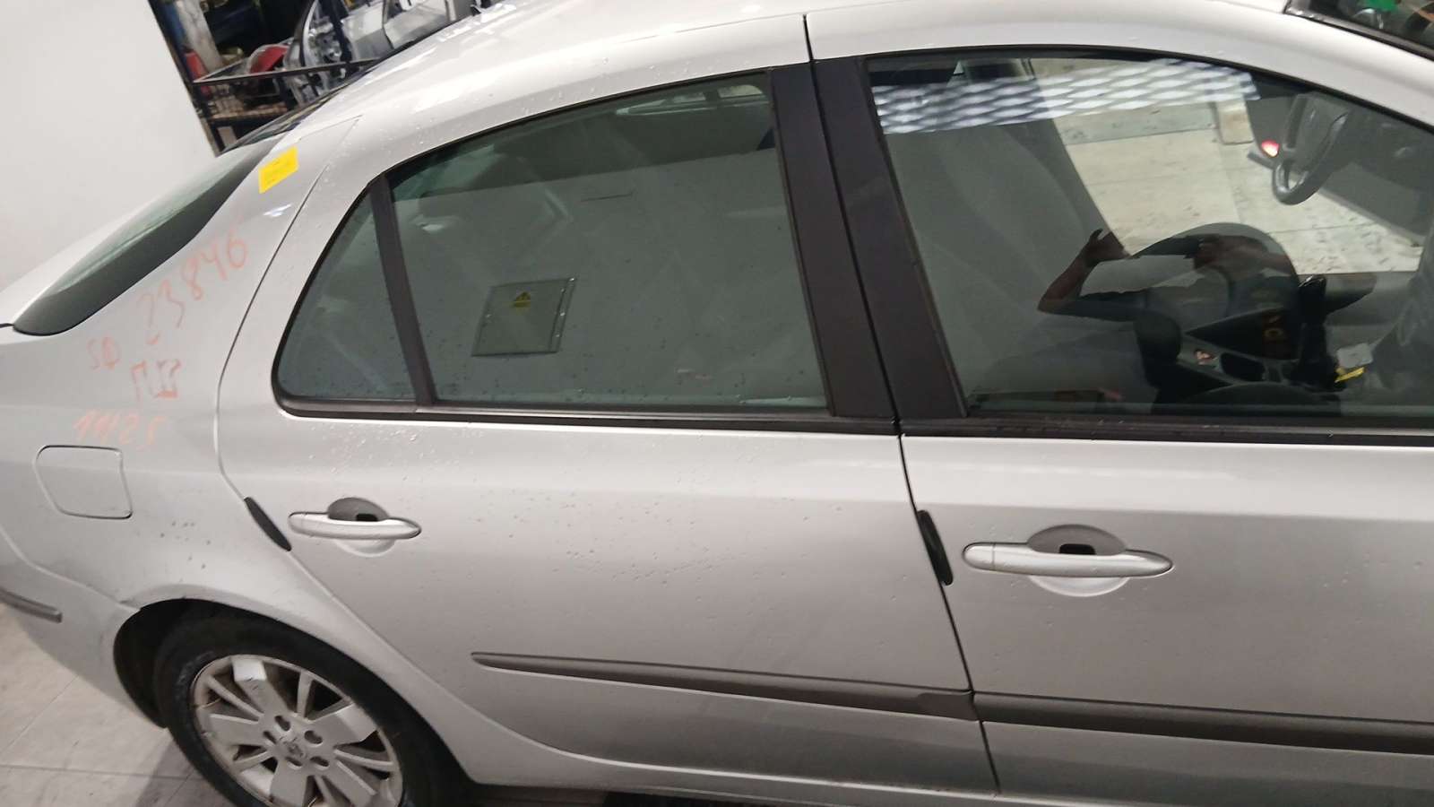 PUERTA TRASERA DERECHA RENAULT LAGUNA II (BG0/1_) 2001-2007 (7751471661 1779572)