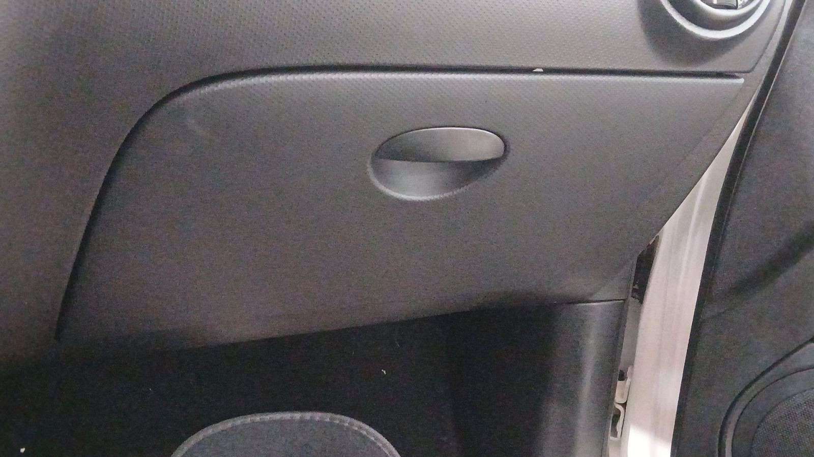 GUANTERA SEAT LEON (1P1) 2005-2013 (1P1857121A1MM 1727748)