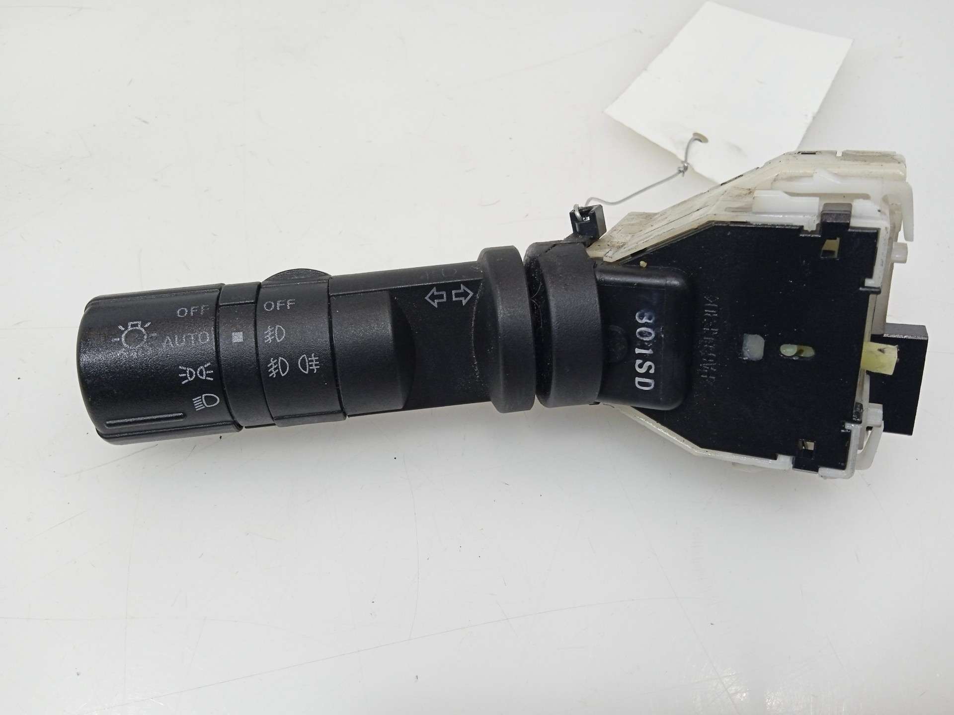 MANDO LUCES NISSAN QASHQAI (J10) 2007-2014 (25540JD03A 1639508)