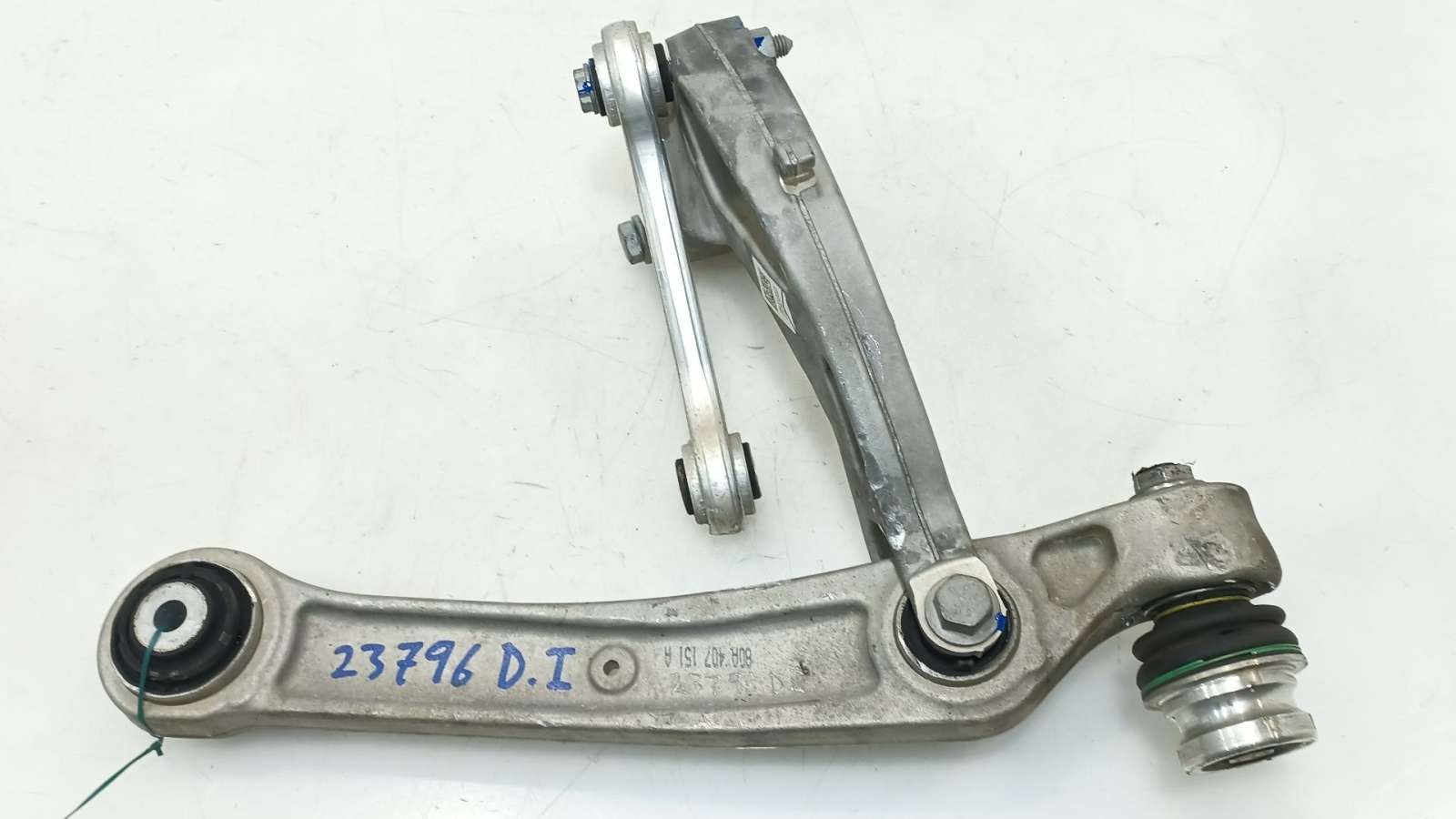 BRAZO SUSPENSION INFERIOR DELANTERO IZQUIERDO 80A407151A 80A407151A 