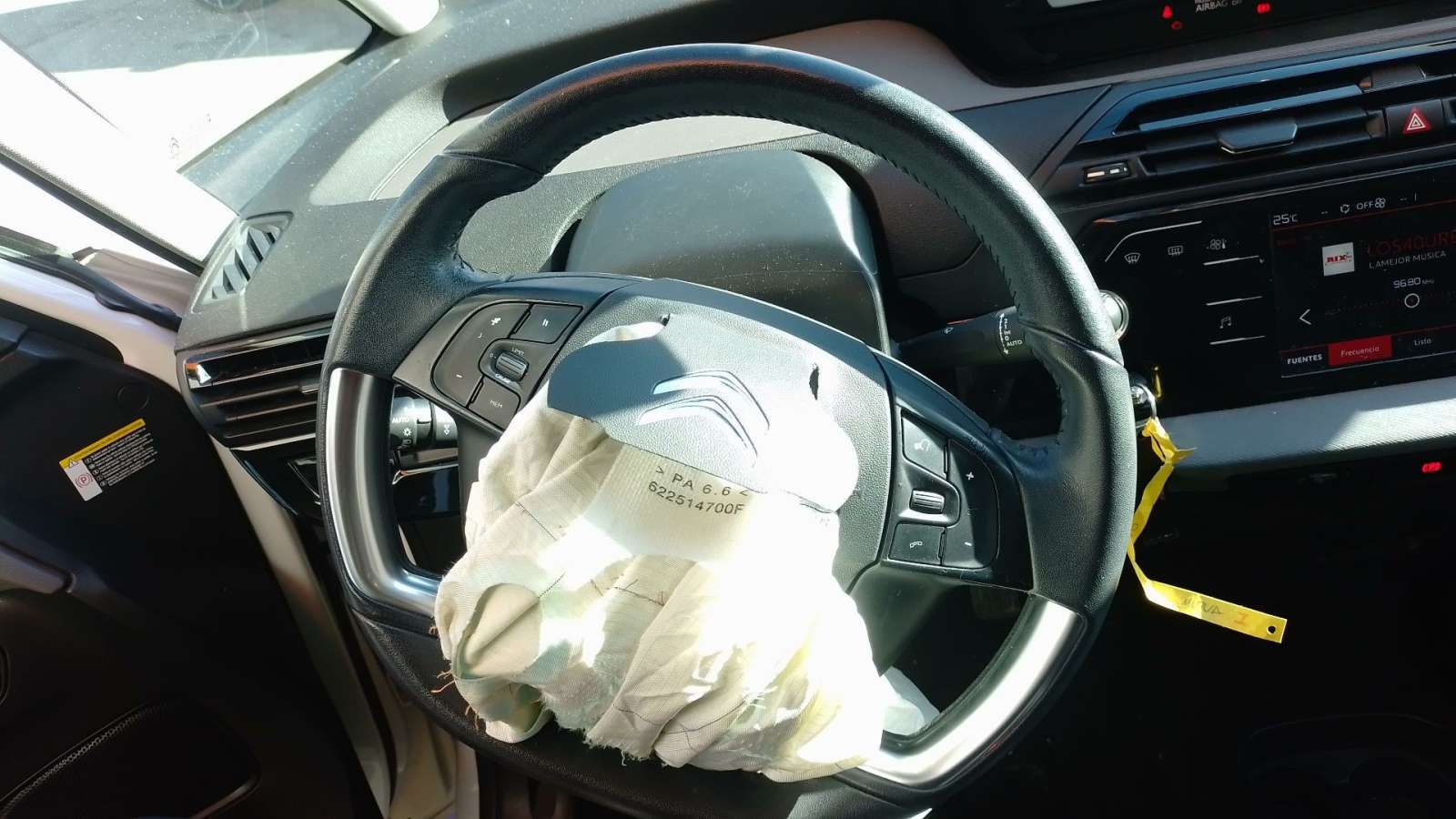 VOLANTE CITROËN C4 PICASSO II 2013- (98167370ZD 1501374)