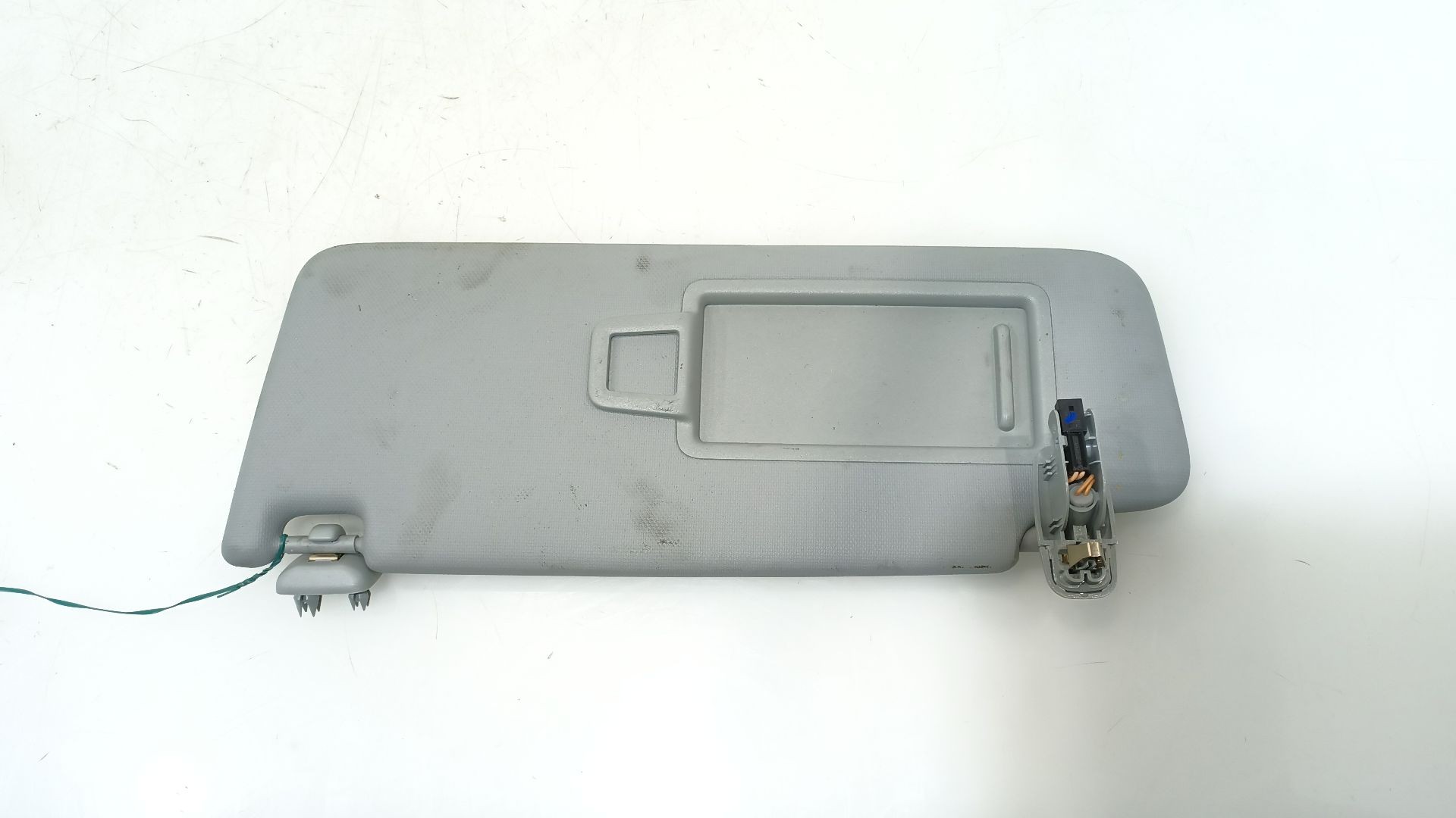 PARASOL IZQUIERDO 8V5857551PEA7 8V5857551PEA7 