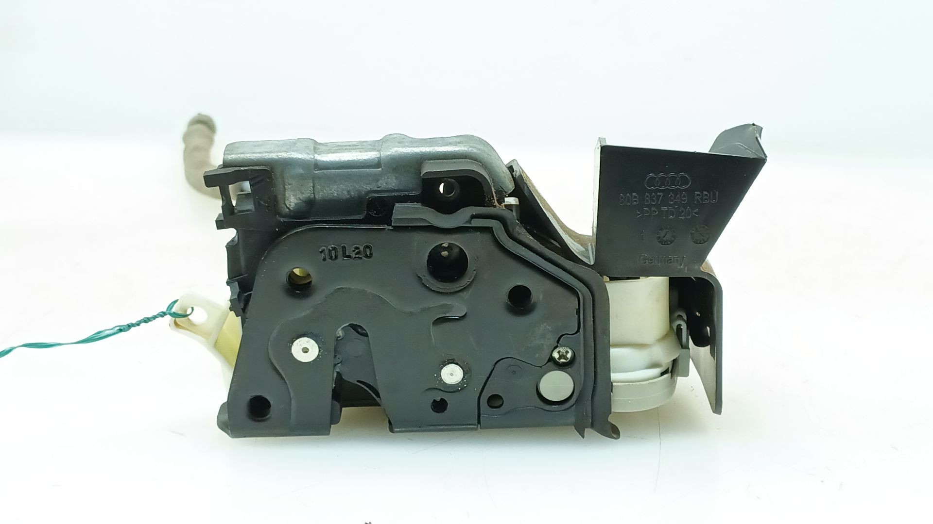 CERRADURA PUERTA DELANTERA IZQUIERDA 8X1837015C 8X1837015C 