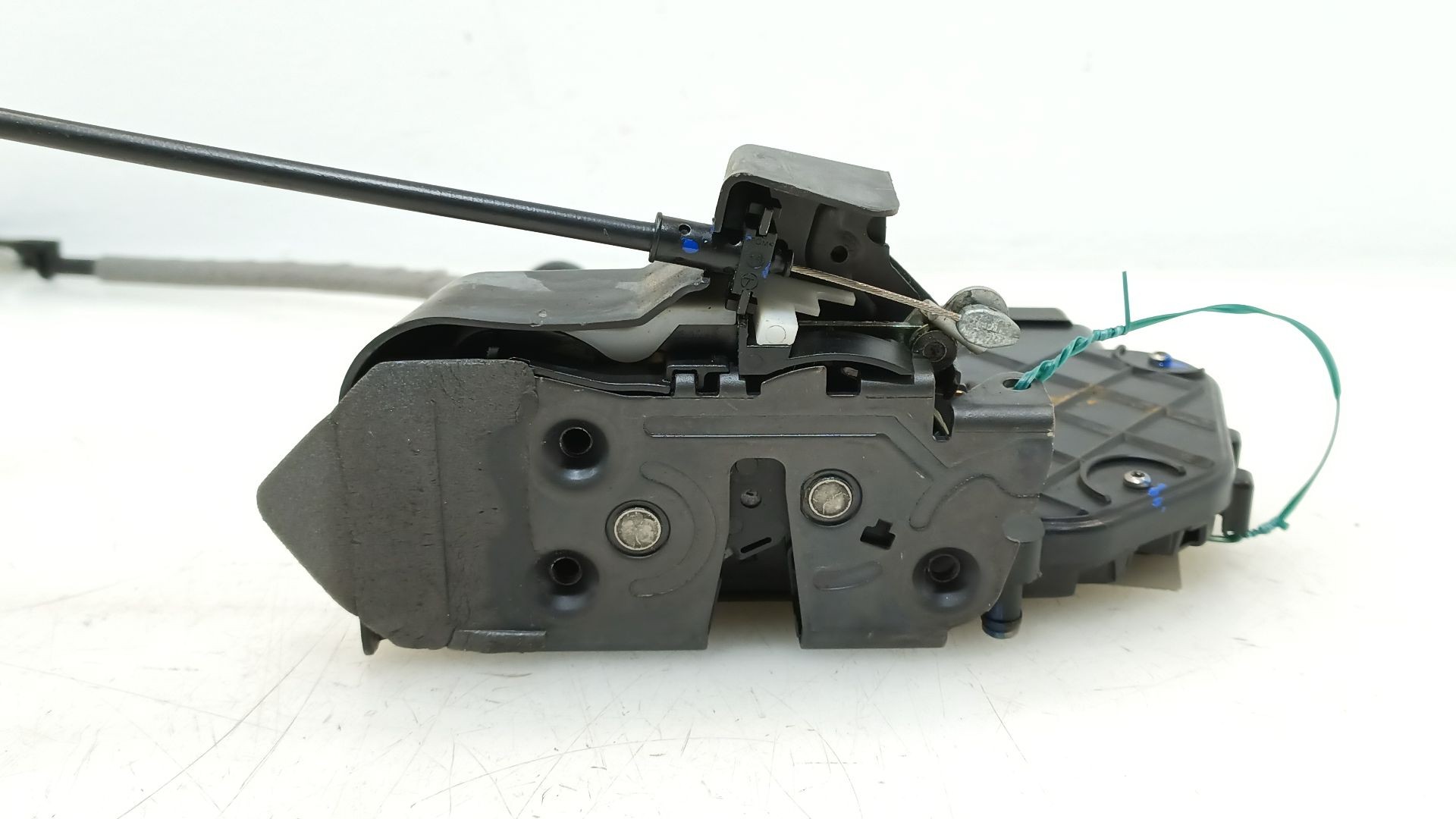 CERRADURA PUERTA TRASERA DERECHA 31253676 31253676 