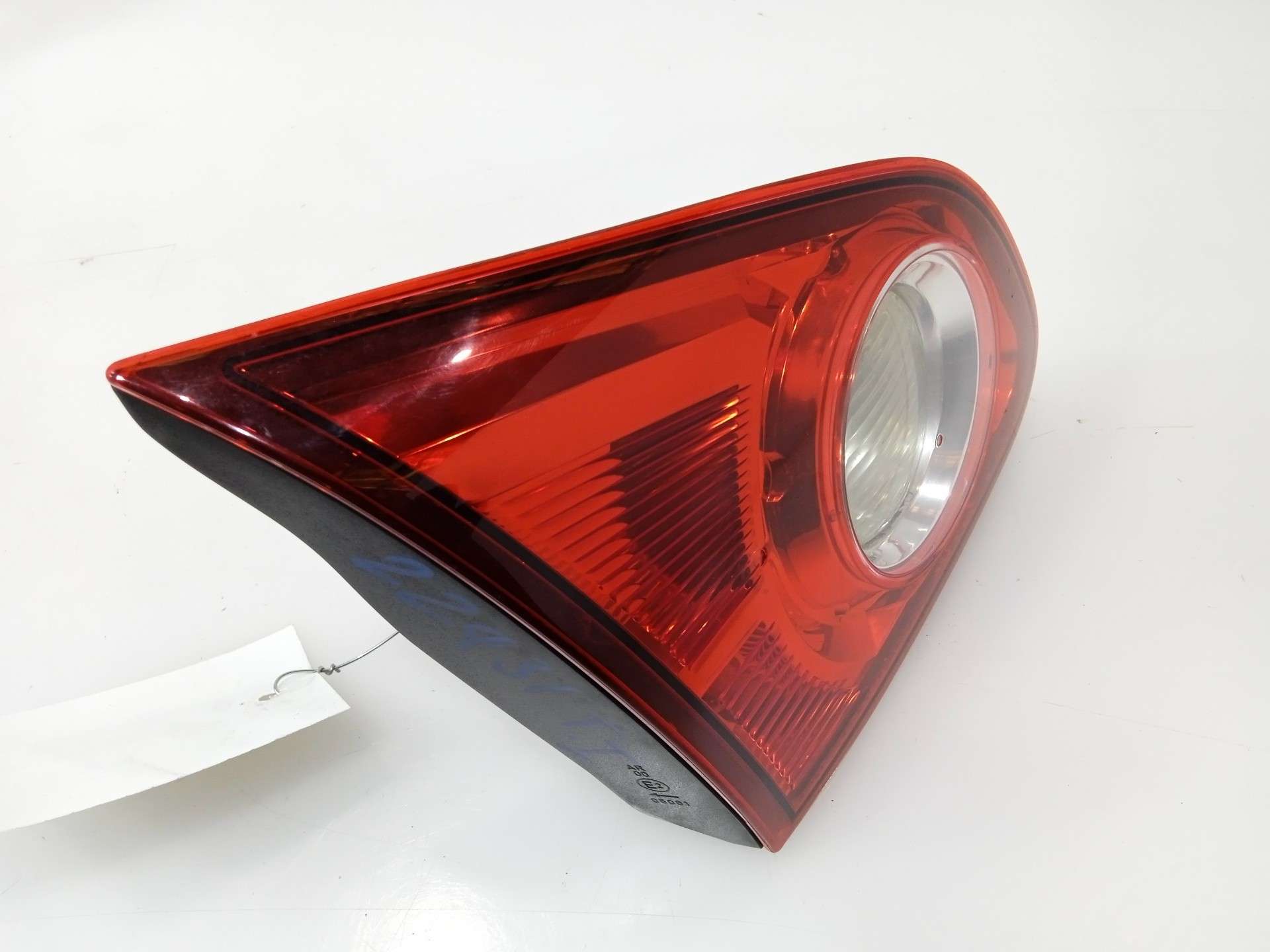 PILOTO TRASERO IZQUIERDO INTERIOR NISSAN QASHQAI (J10) 2007-2014 (26555JD800 1639534)