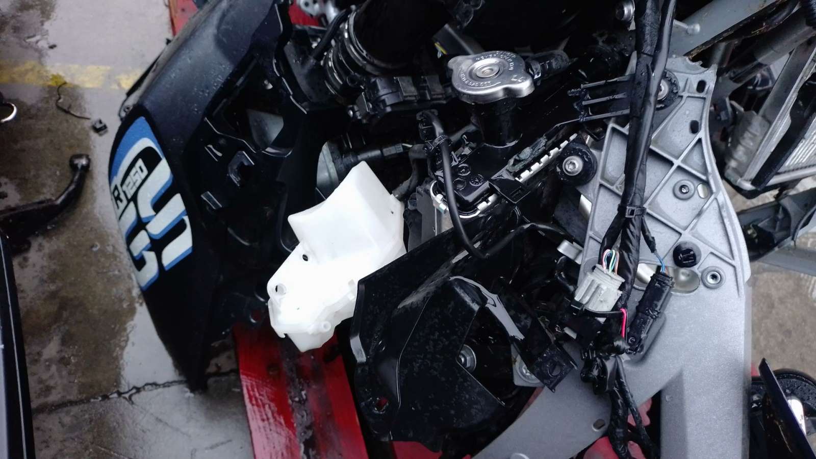 DEPOSITO EXPANSION BMW R 1250 - (17128523489 1502897)