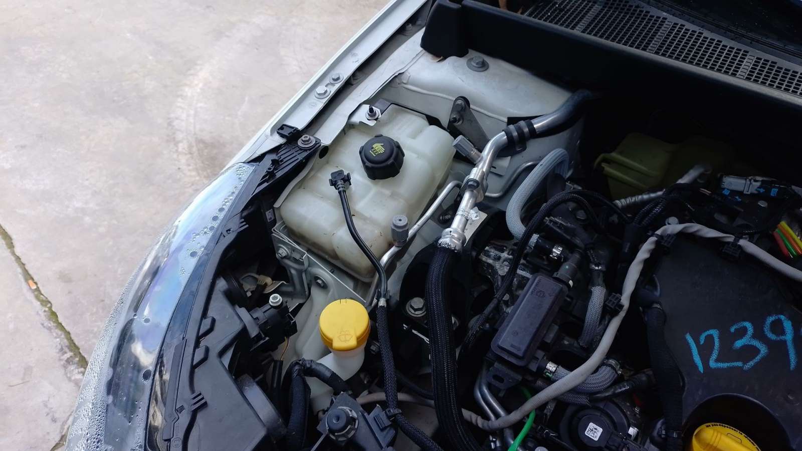 DEPOSITO EXPANSION RENAULT MEGANE IV Hatchback (B9A/M/N_) 2015- (217108467R 1503950)