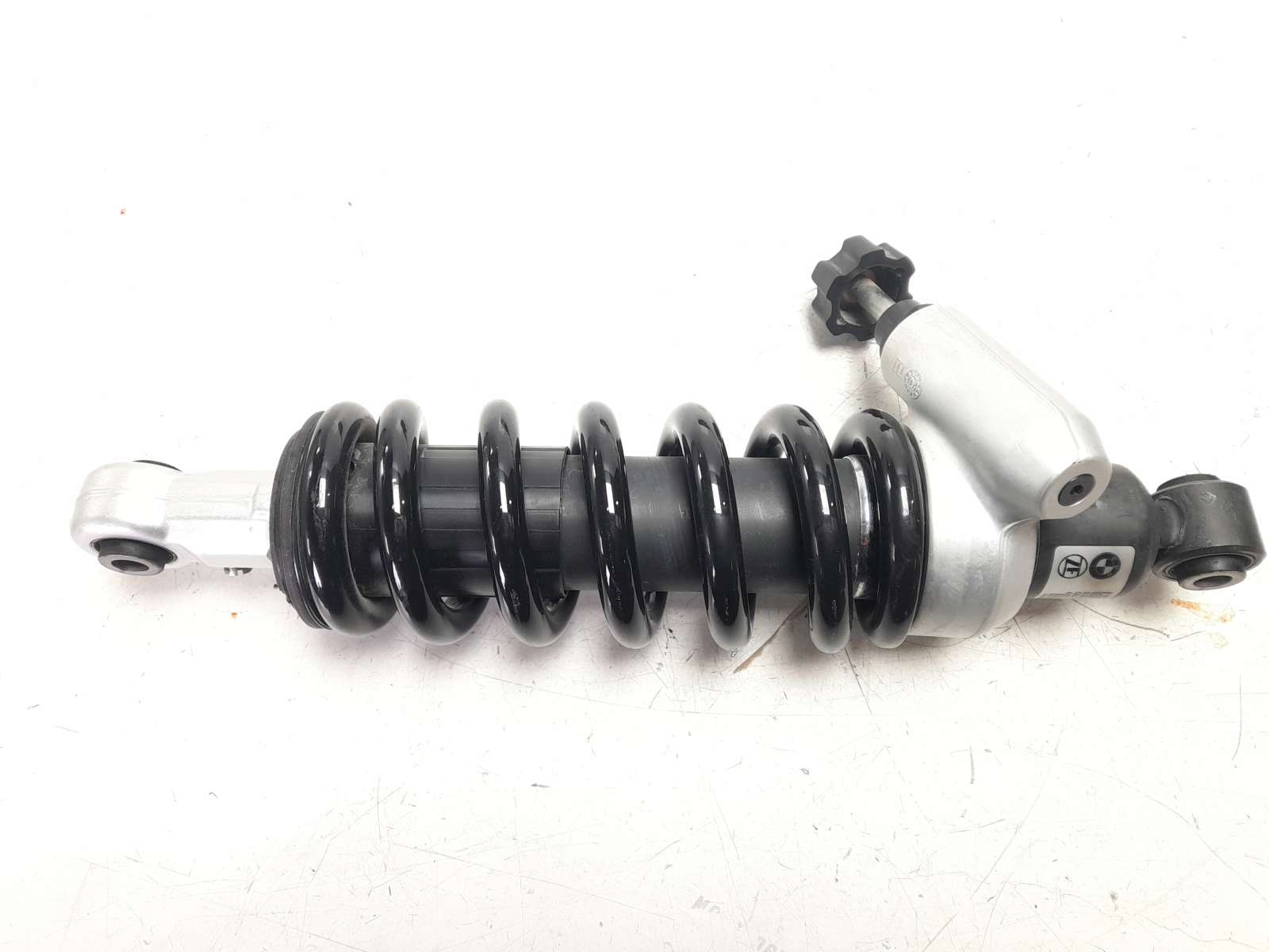 AMORTIGUADOR TRASERO 8394306 33548394306 