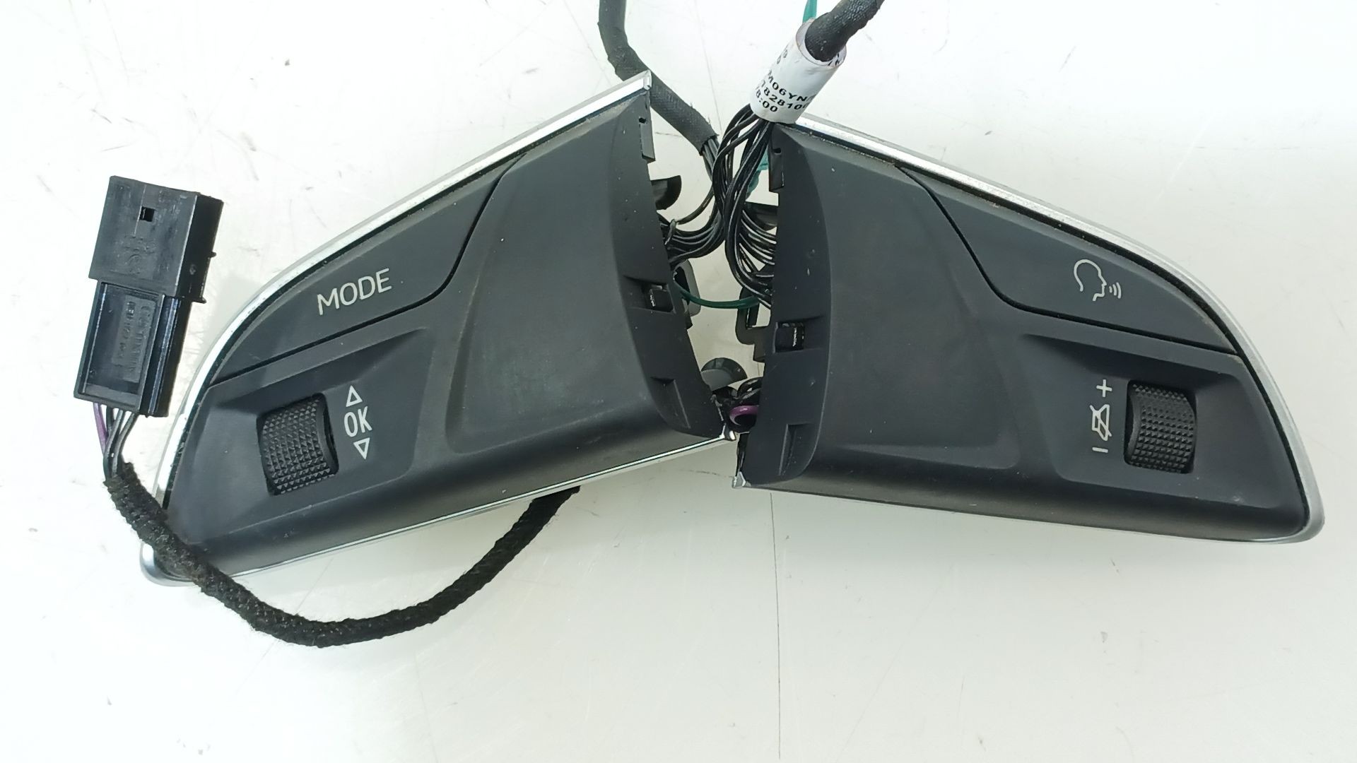 MANDO VOLANTE 80A951523A 80A951523A 