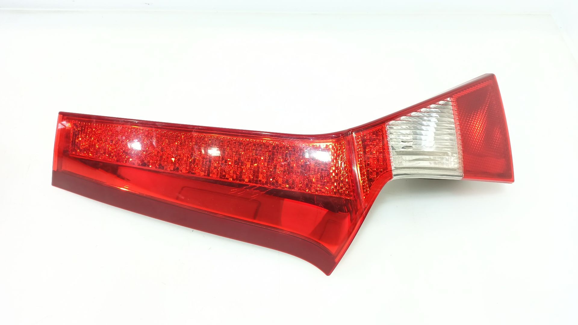 PILOTO TRASERO IZQUIERDO INTERIOR 31395068 31395068 