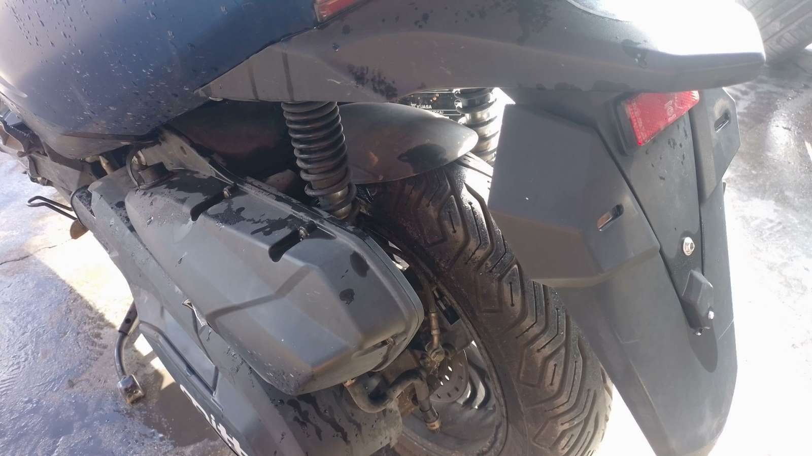 AMORTIGUADOR TRASERO IZQUIERDO MITT 330 GTS - (AMORTIGUADOR 1503848)