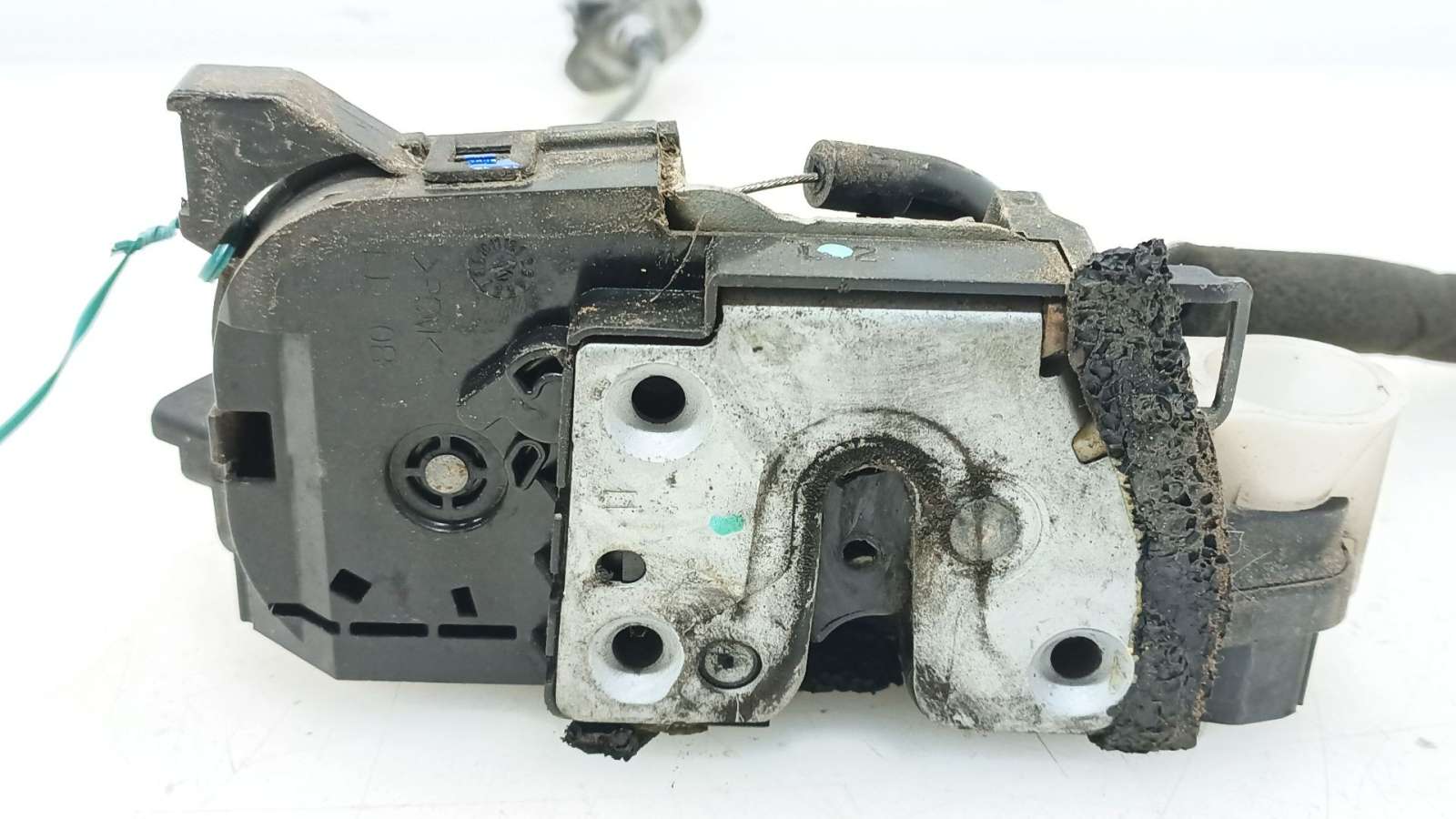 CERRADURA PUERTA DELANTERA IZQUIERDA 805030020R 805030020R 