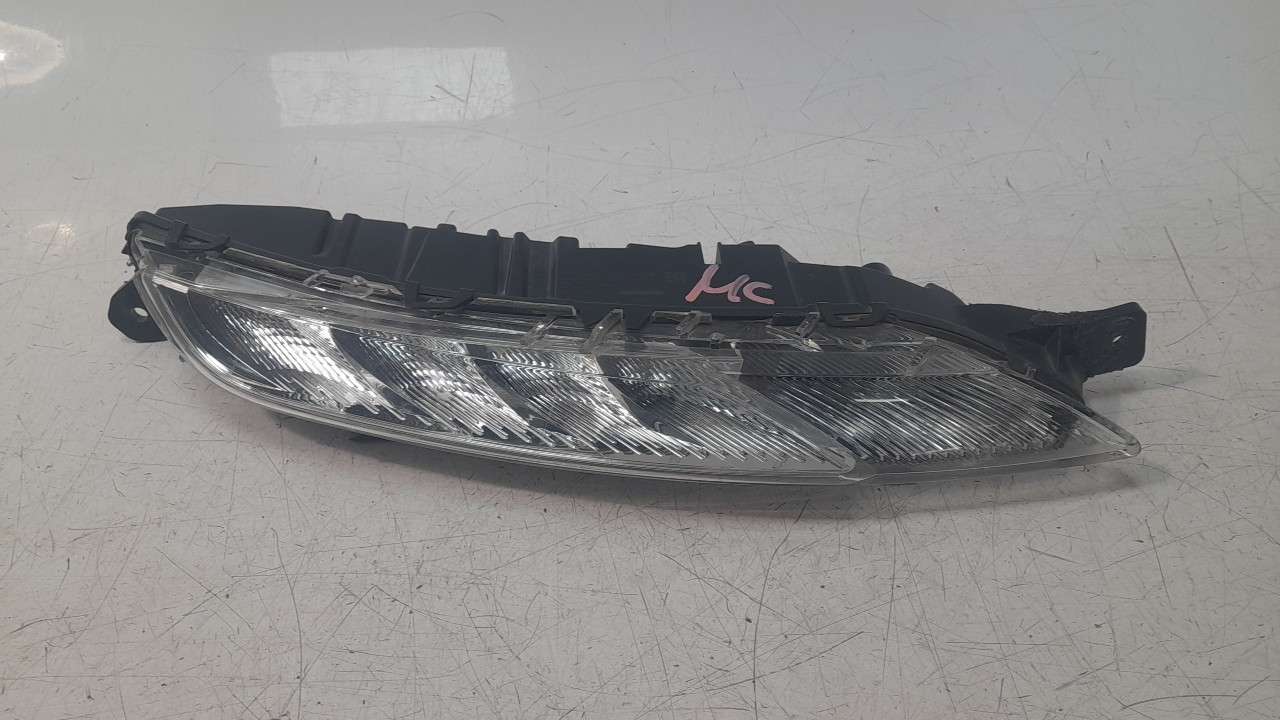 PILOTO DELANTERO DERECHO 9822653680 