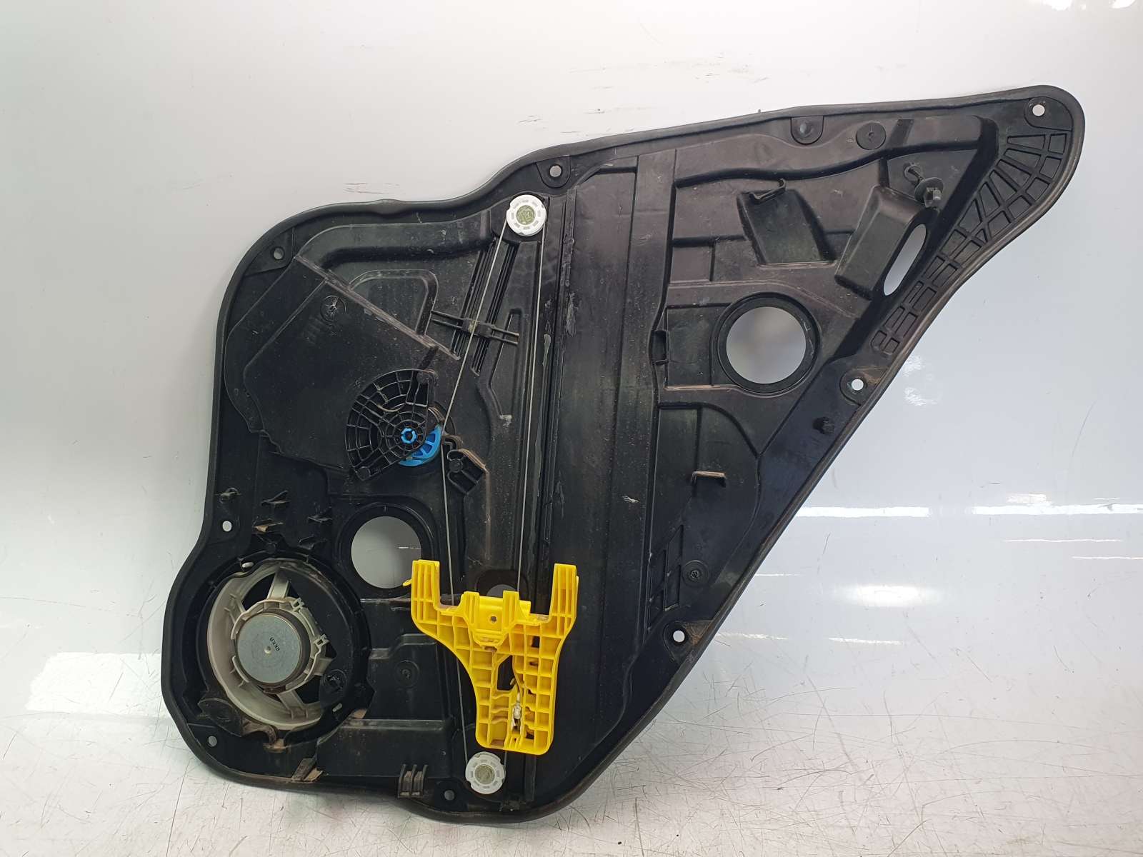 ELEVALUNAS TRASERO IZQUIERDO 83470AT000 83450AT000 