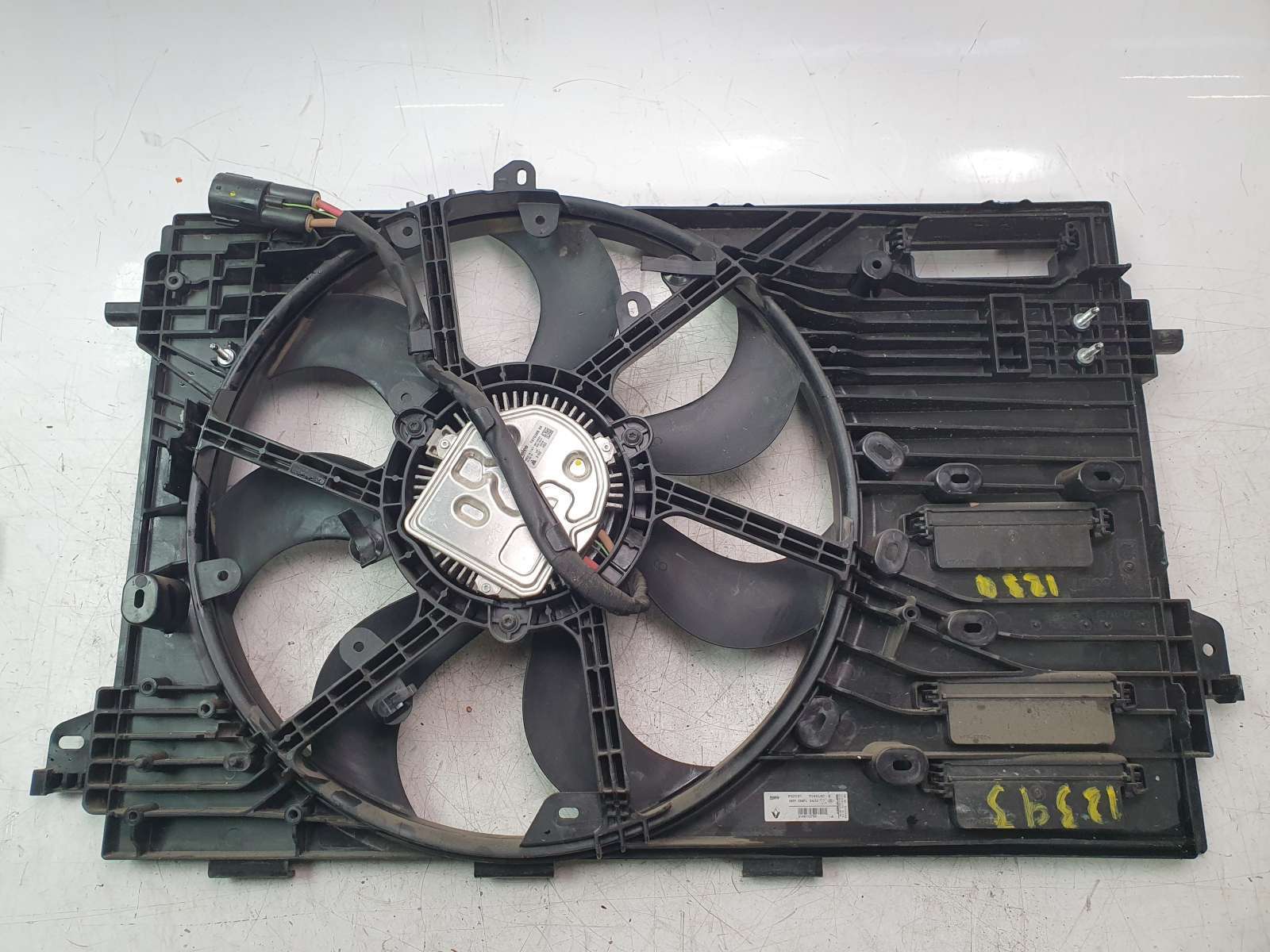 ELECTROVENTILADOR 214811275R 