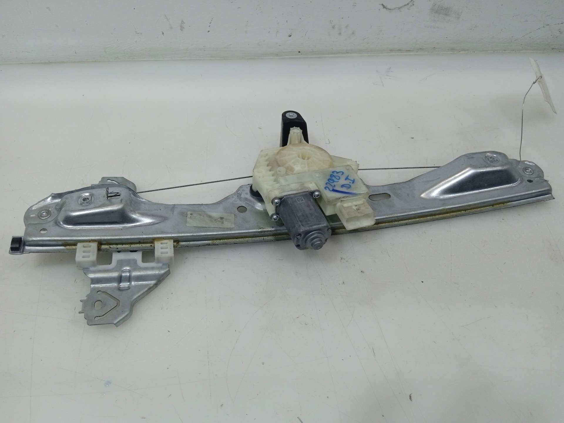 ELEVALUNAS DELANTERO IZQUIERDO NISSAN QASHQAI (J11) 2013- (80701HV00D 1639612)